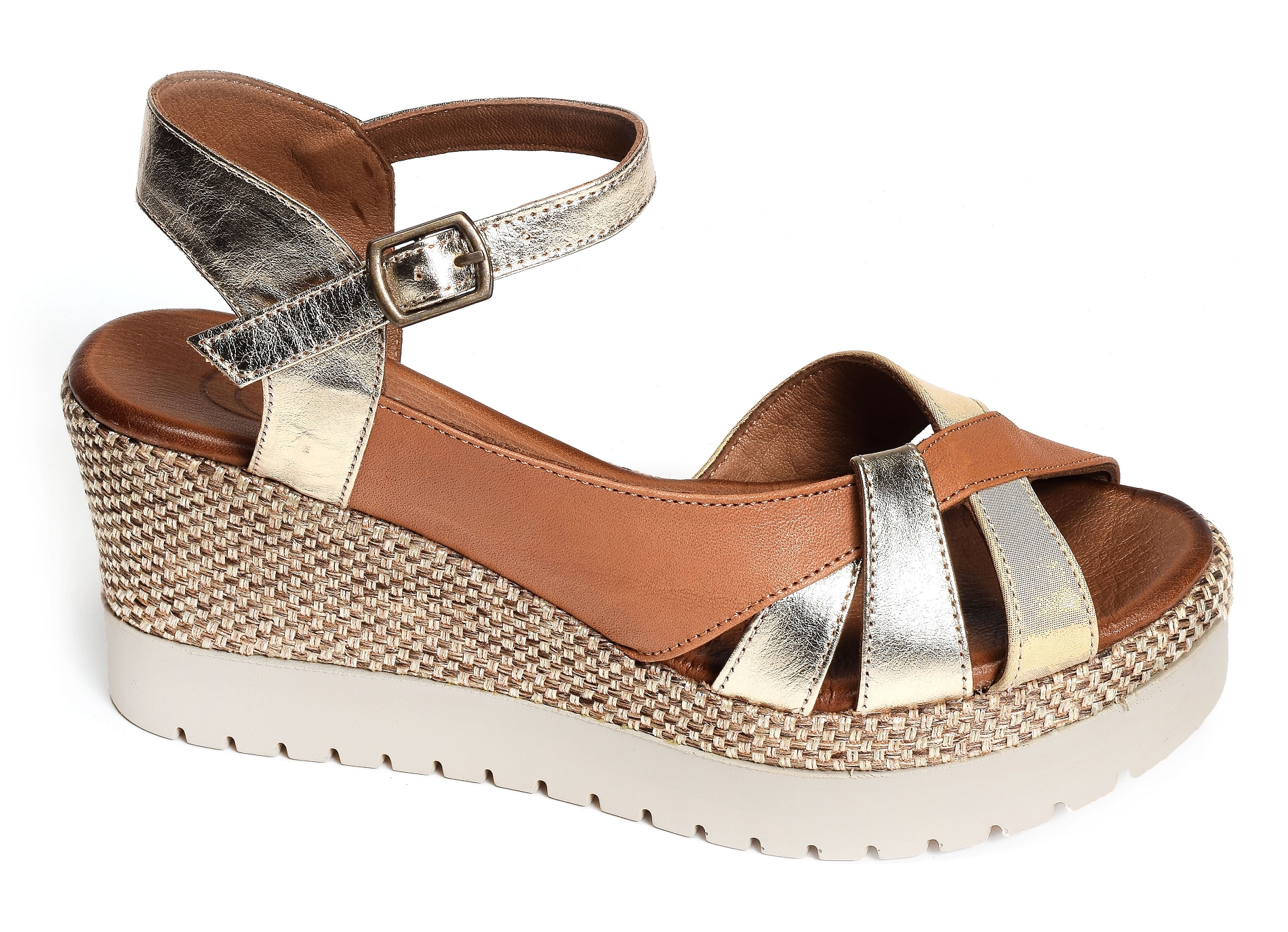 Caroline camel or