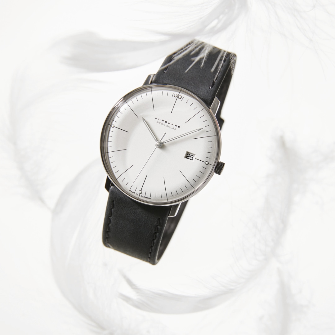 Junghans max bill Mega Solar Saphir