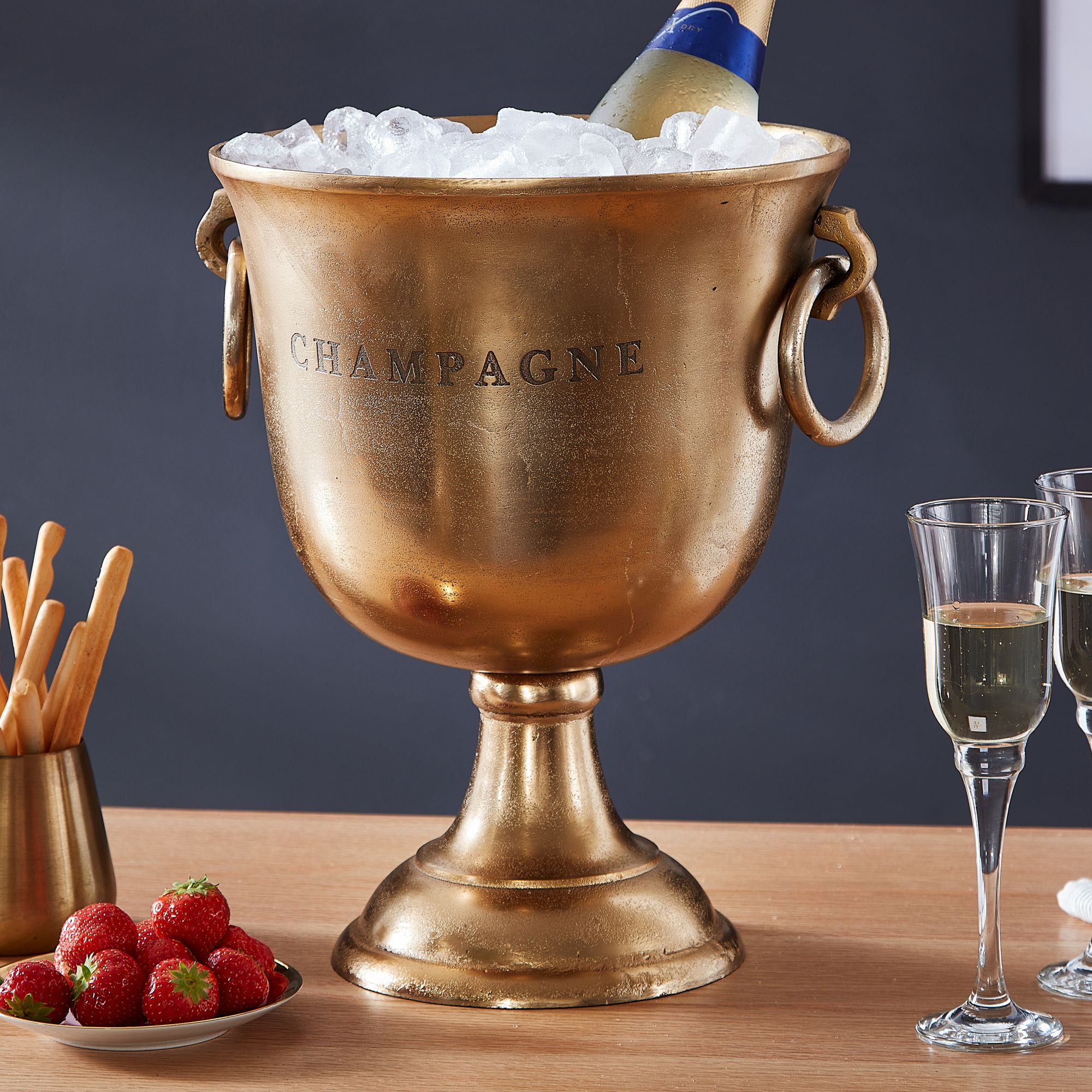 KADIMA DESIGN Champagnerkühler ALBEGNA: Modernes Design, Aluminium, 2 Flaschen, silber-/goldfarben, Ringgriffe.