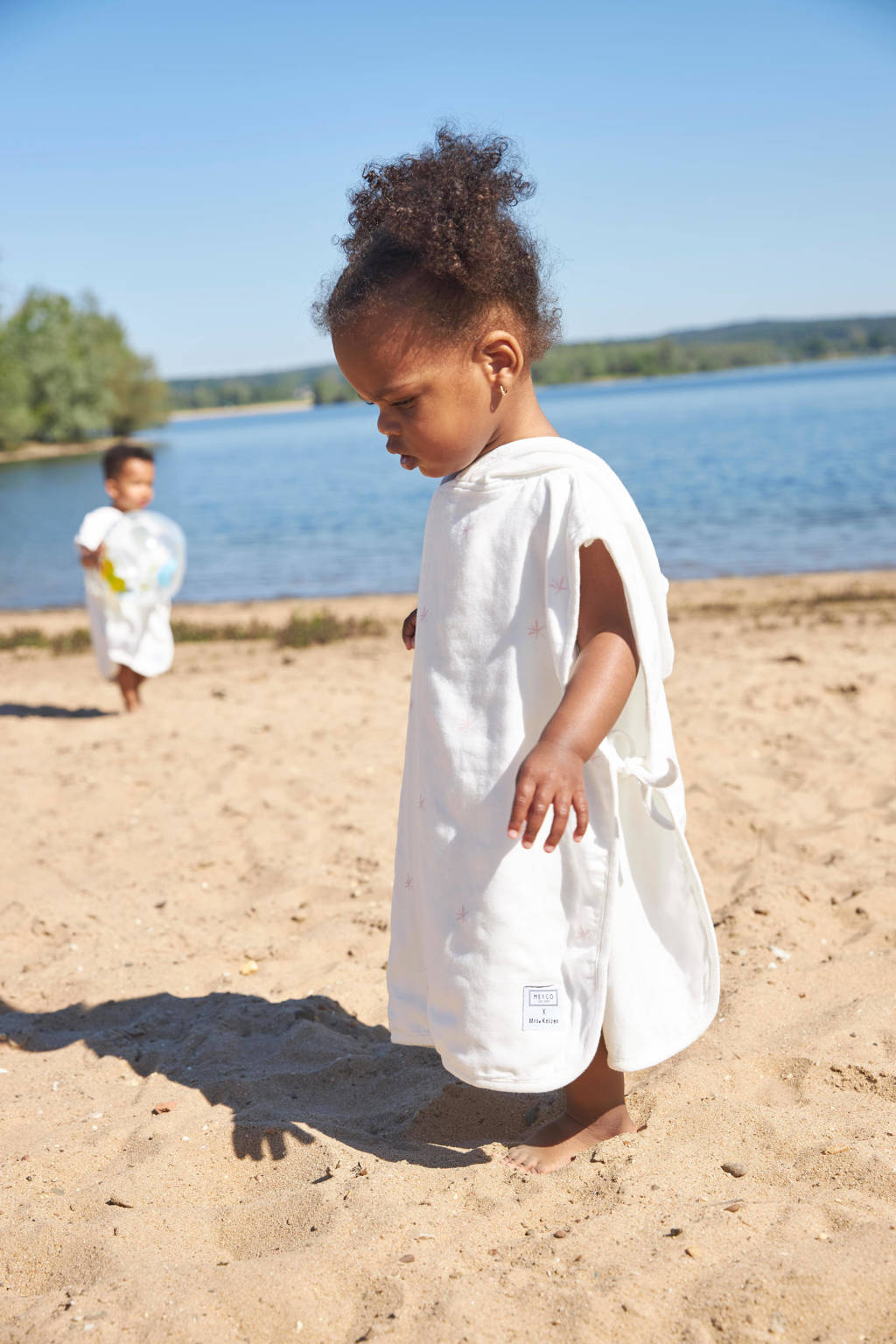 X Mrs. Keizer hydrofiele badponcho Ibiza wit/lila