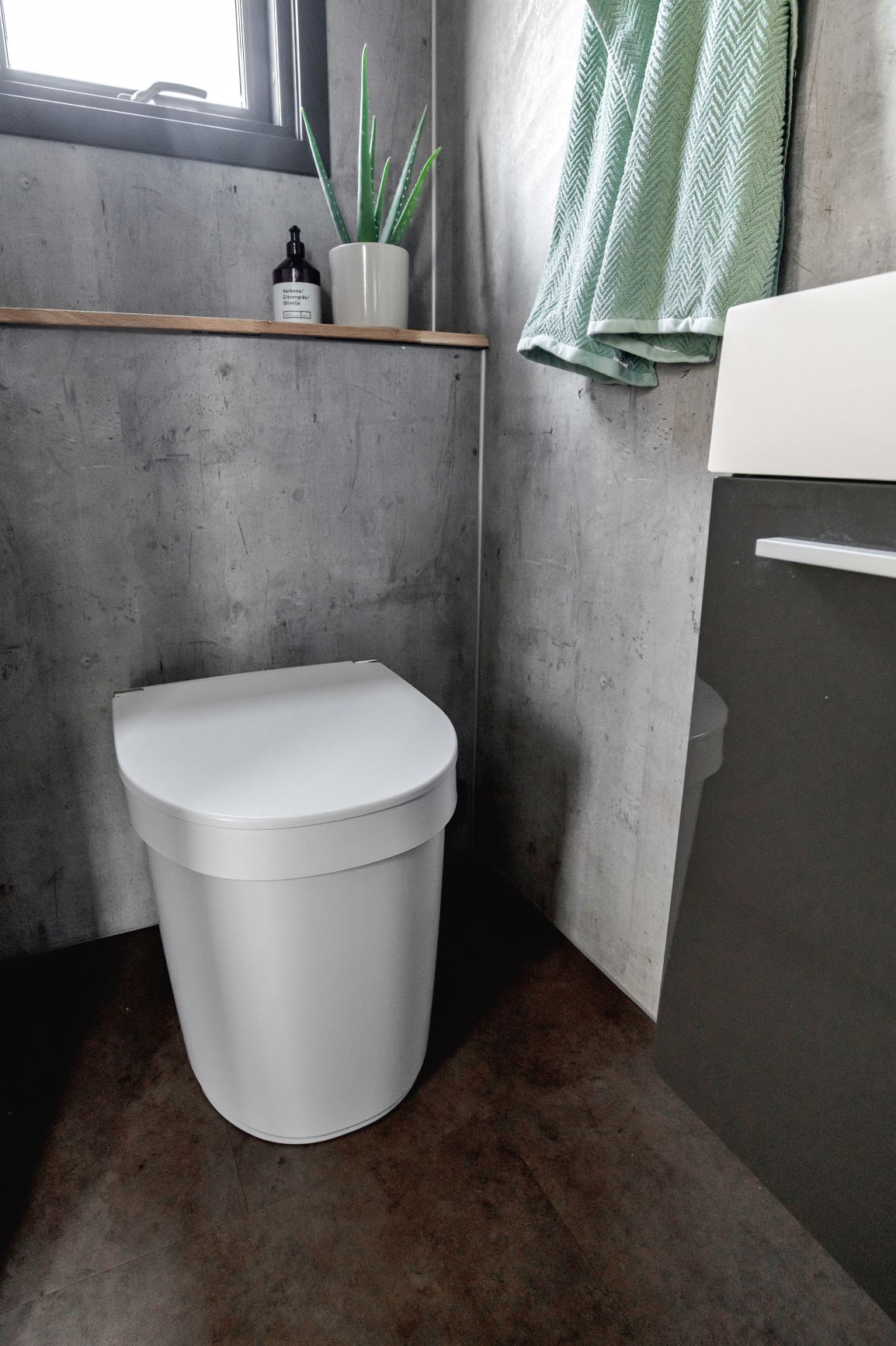 Separett Tiny met urinecontainer scheidingstoilet