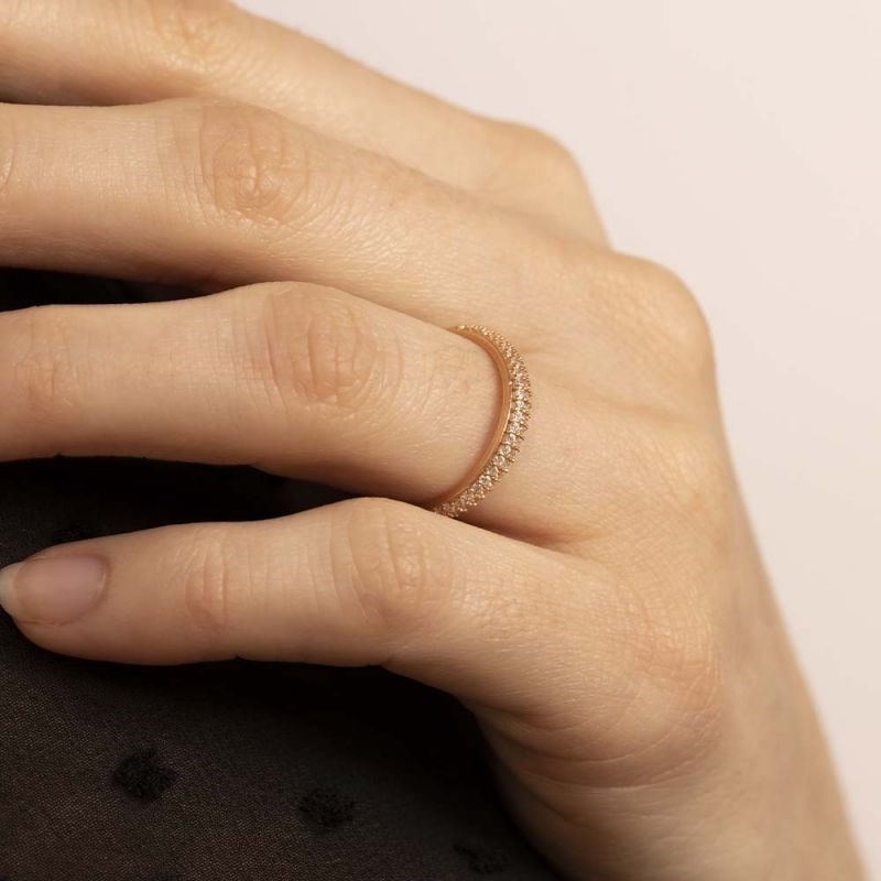 Bague Or Rose et oxydes de zirconium 