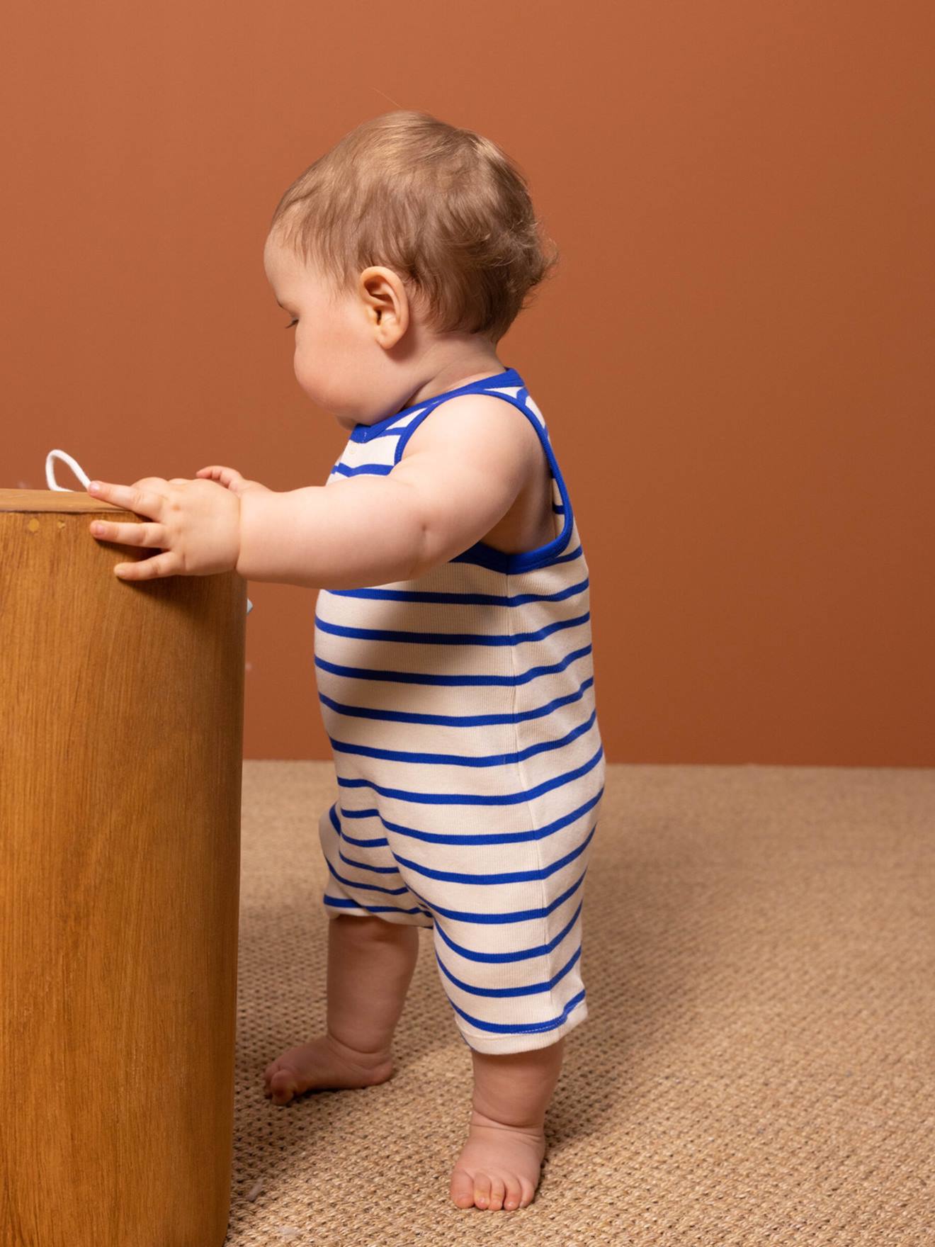 PETIT BATEAU Macacão curto bege de algodão orgânico