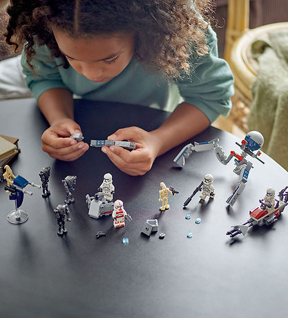 LEGO? Star Wars - Battle Pack Med Klonsoldater og Kam... 75372