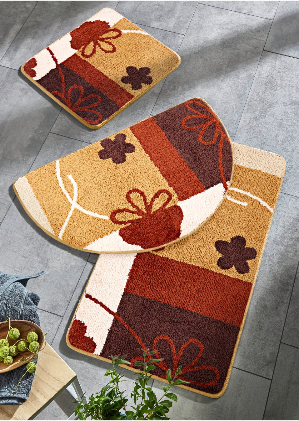 Tapis de salle de bain tufté en tons chauds