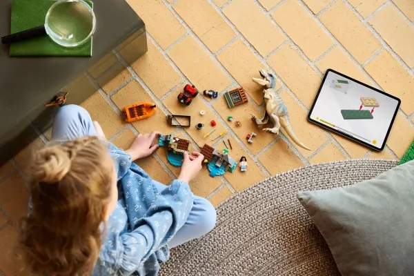 LEGO Jurassic World 76975 Bådflugt fra T. rex