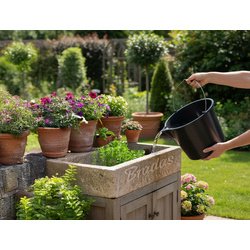 Seau avec bec verseur, 16 litres, PP, noir
