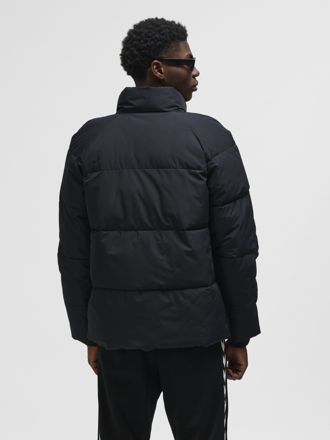 hmlPUFF JACKET SHORT SPORTSWEAR