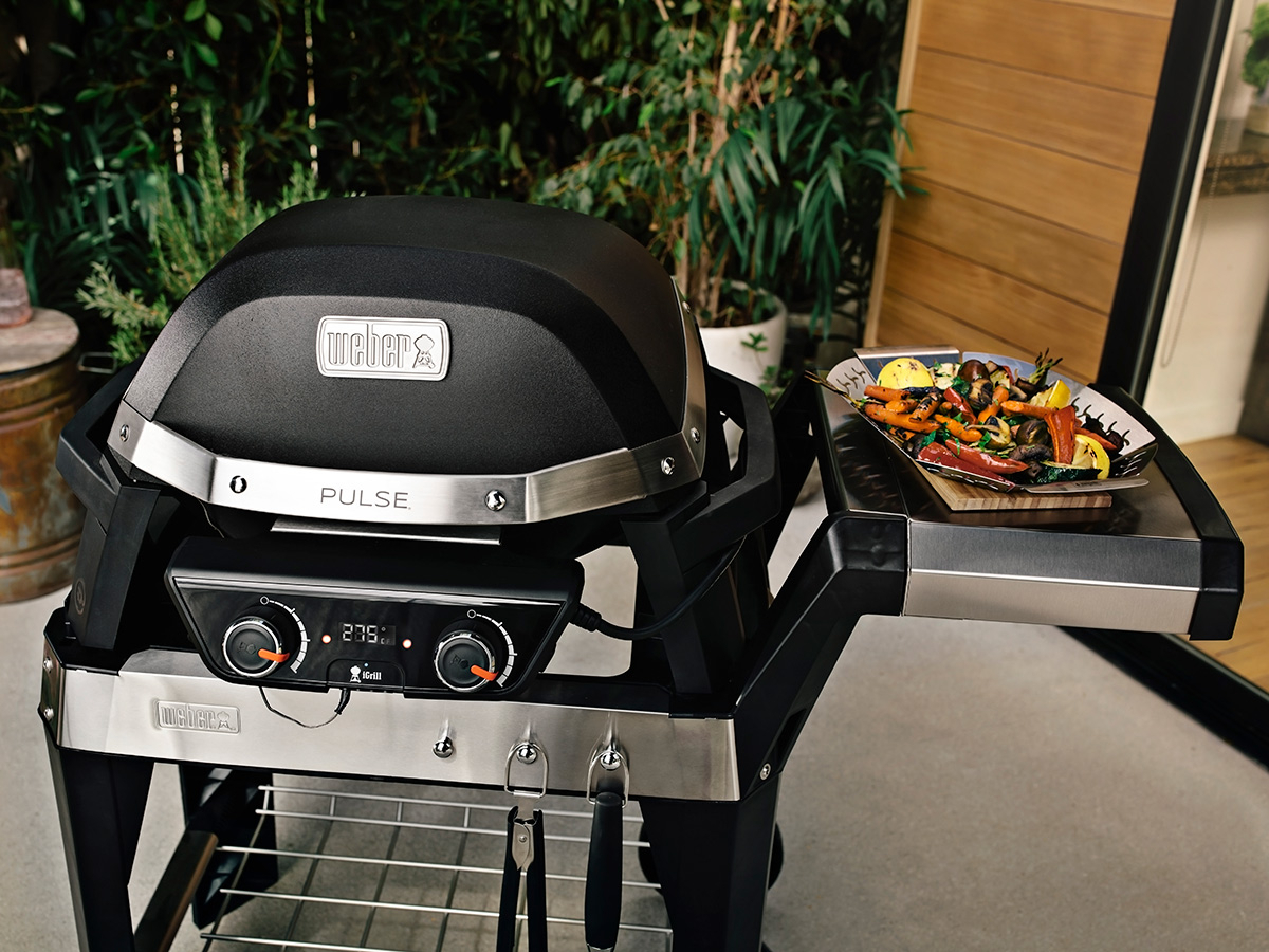 Weber Pulse 2000 stand elektrische barbecue