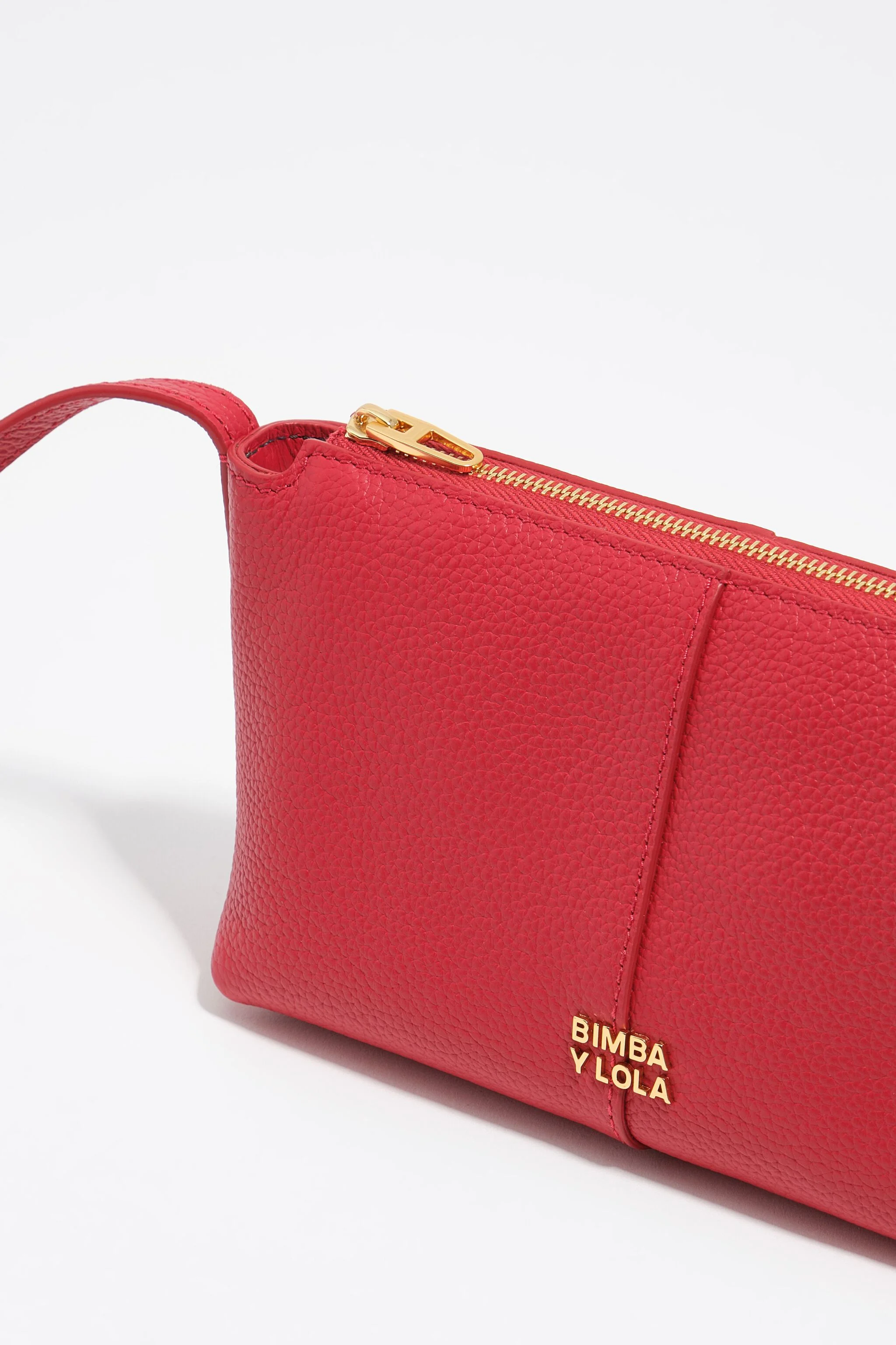 Bolsa pequena de couro vermelha