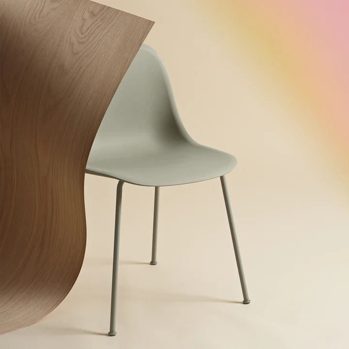 Muuto - Fiber Side Chair Tube Base, schwarz recycled
