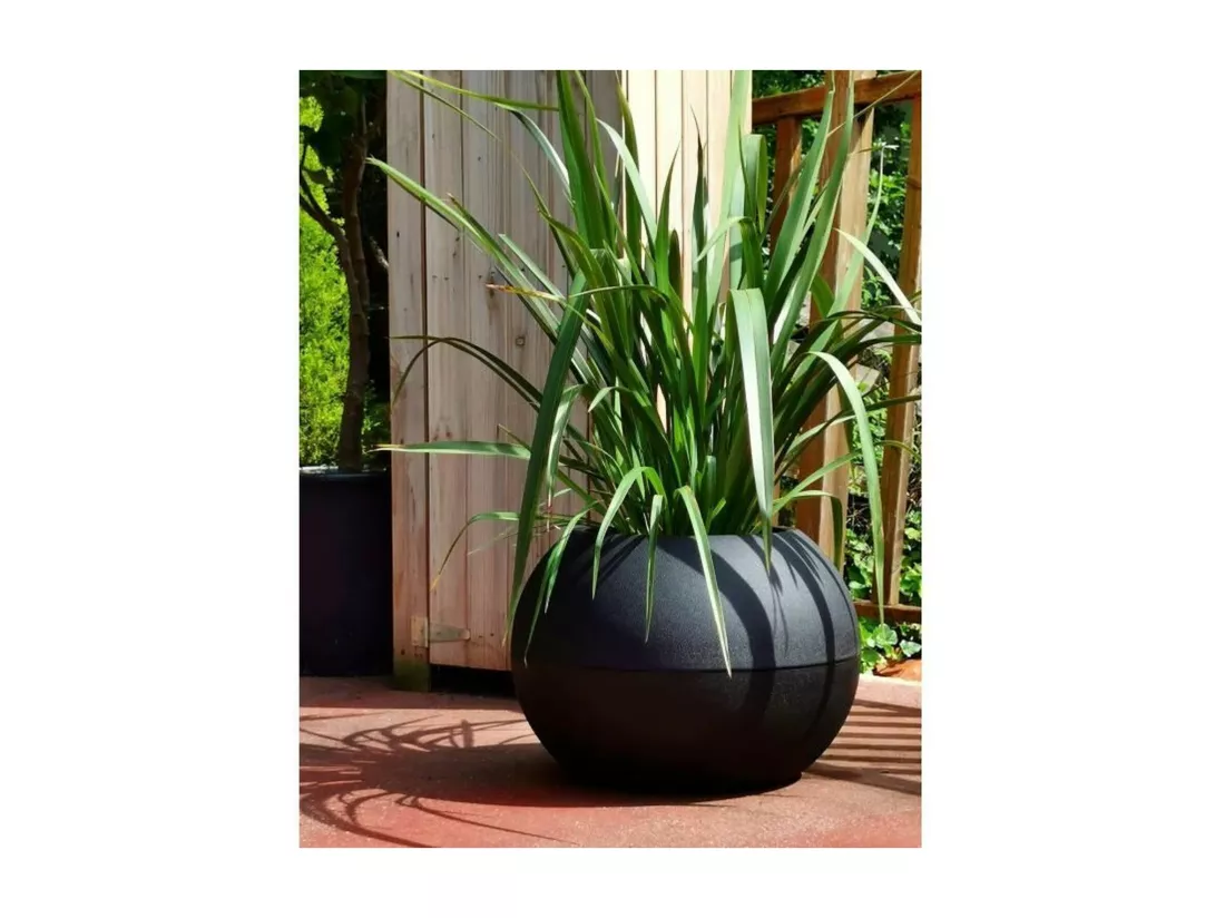 Pot en plastique boule effet granit 40 cm
