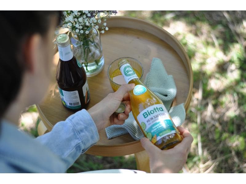 Biotta Säfte Mein Safttag Set 2 x 0.5 l Gemüse- und Obstsaftmischung aus erntefrischen Bio-Früchten