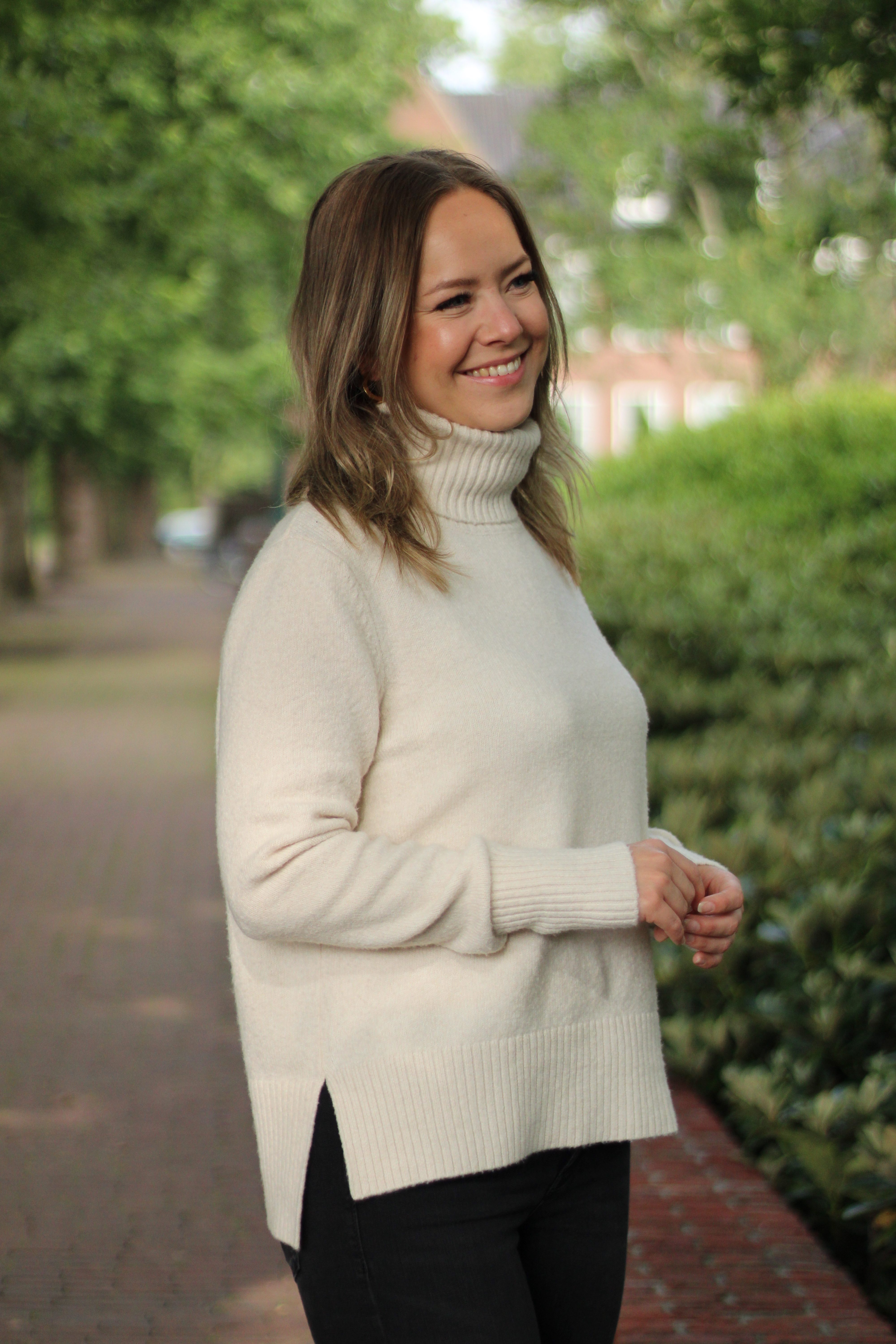 Rino & Pelle - Nanke Turtleneck Sweater - Birch