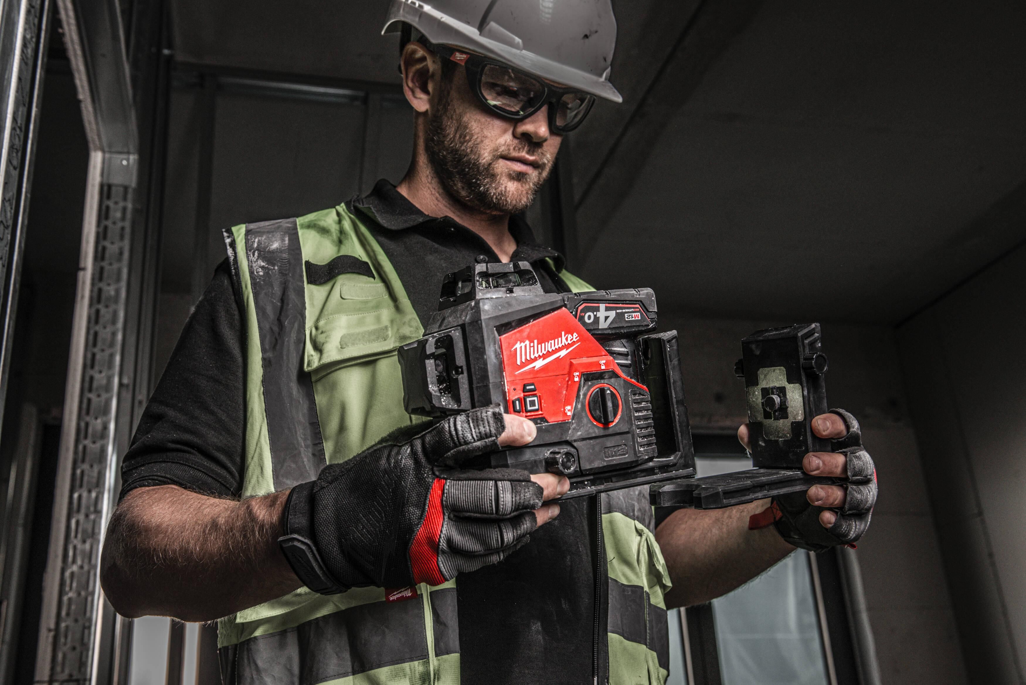 Milwaukee M12 3PL-0C Accu Kruislijnlaser 3x360° Groen 12V Basic Body in koffer - 4933478103