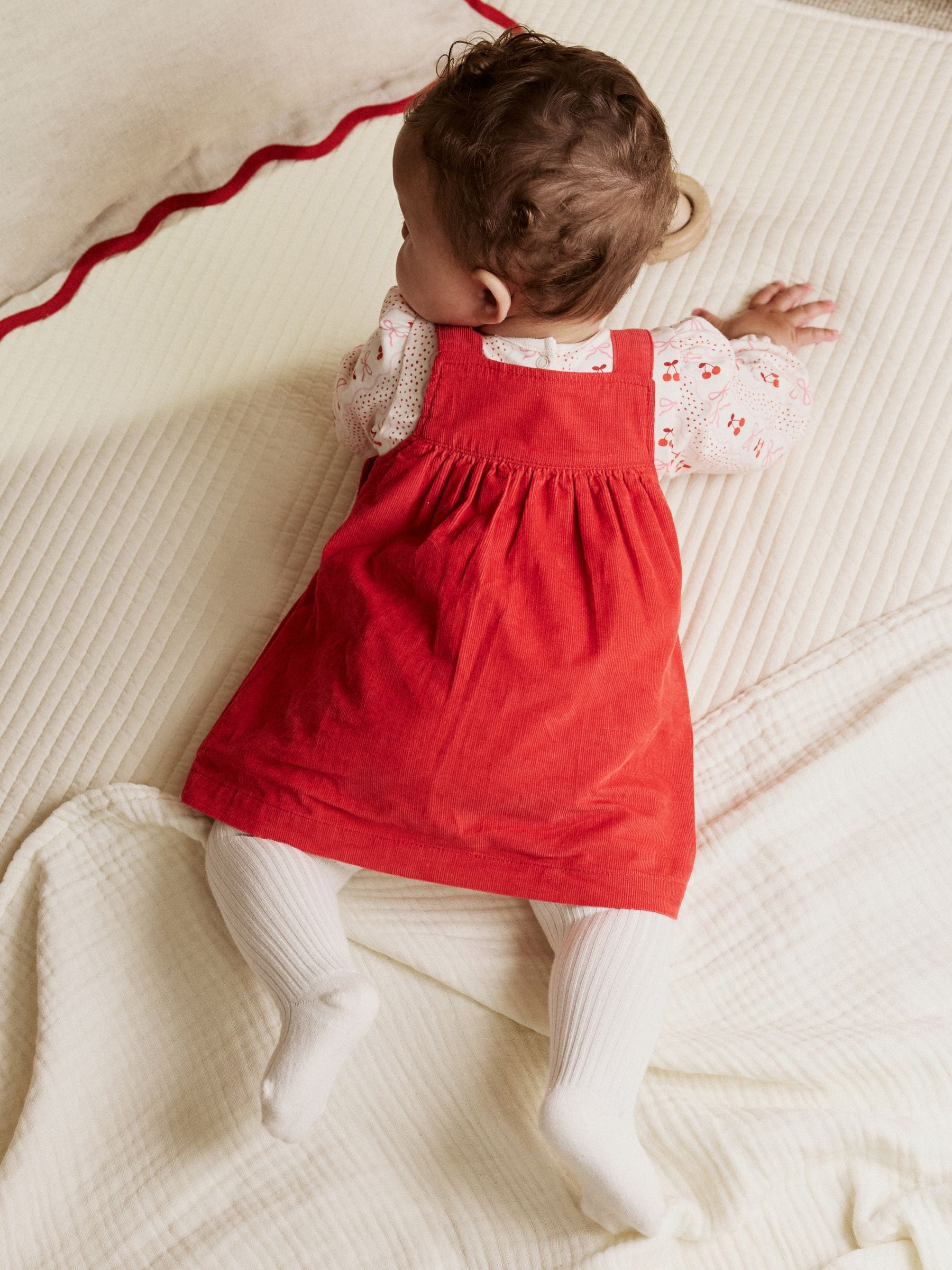 Rode strik - Set van corduroy pinafore, bodysuit met lange mouwen en maillot voor baby's (0mnd-2jr)
