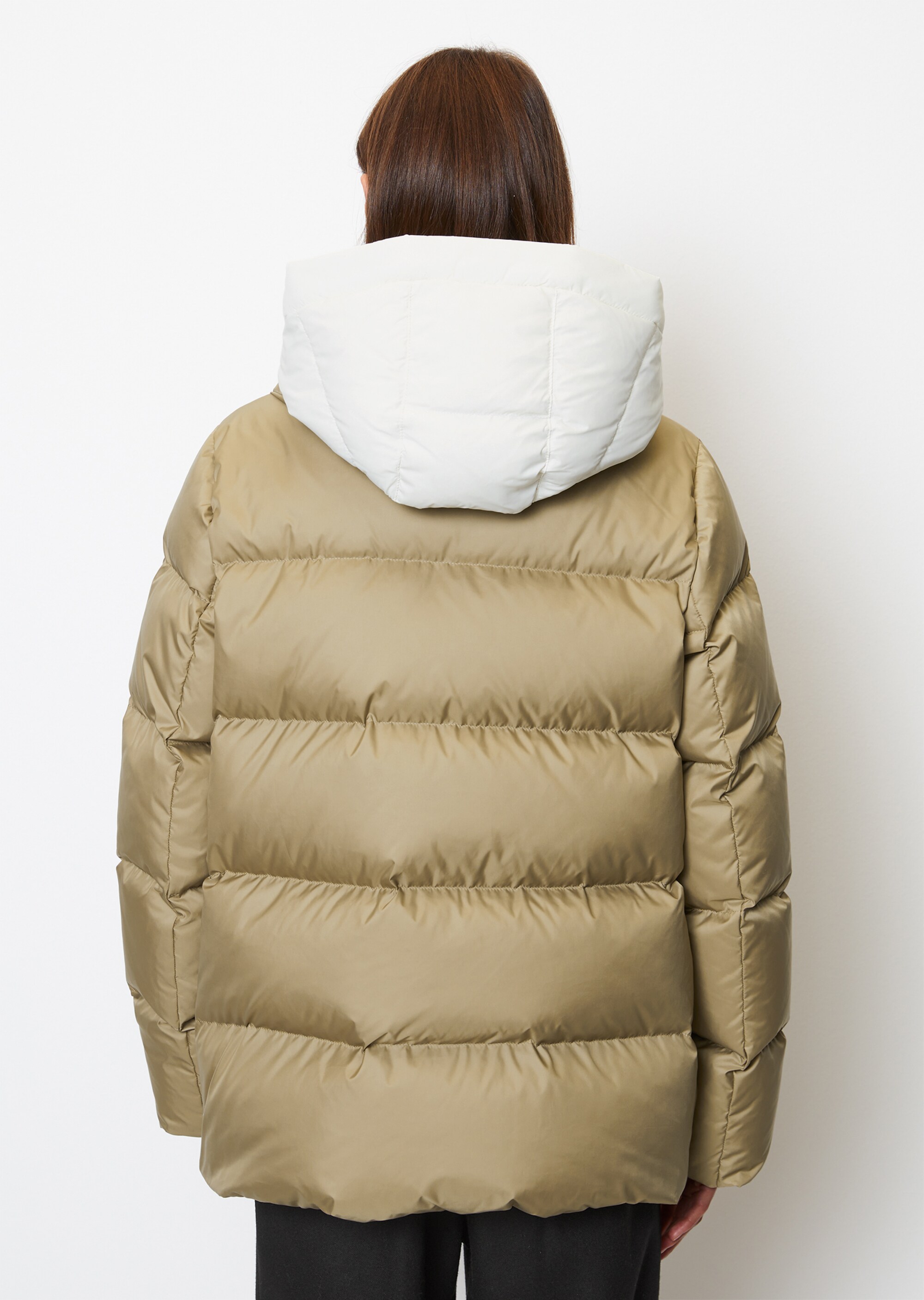 Puffer-Daunenjacke regular mit kontrastfarbener Kapuze