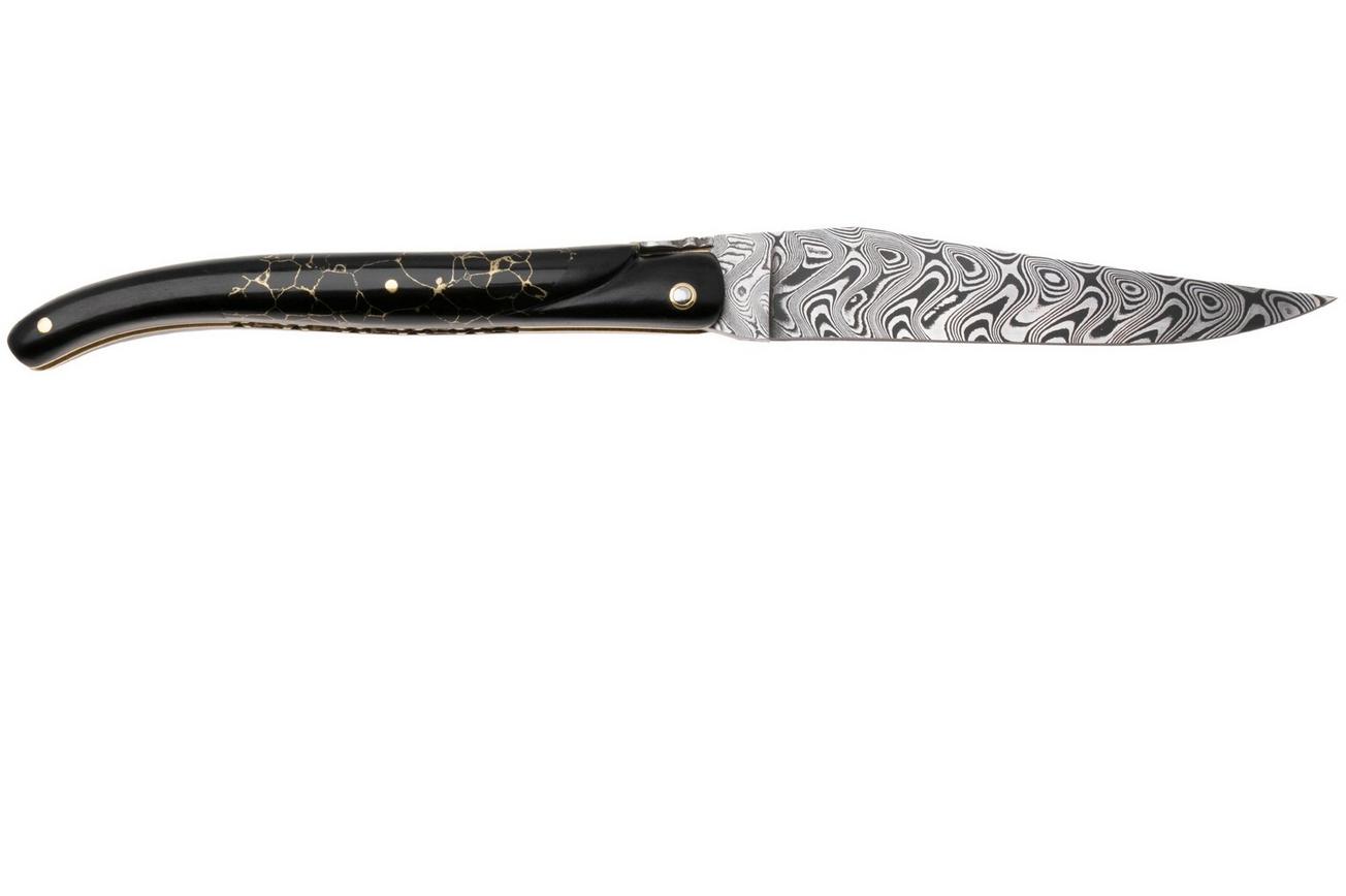 Laguiole en Aubrac Ebony, Onyx Gold Inlay, Handcarved Gold Brass Plates, Balbach Damascus, zakmes, 12 cm