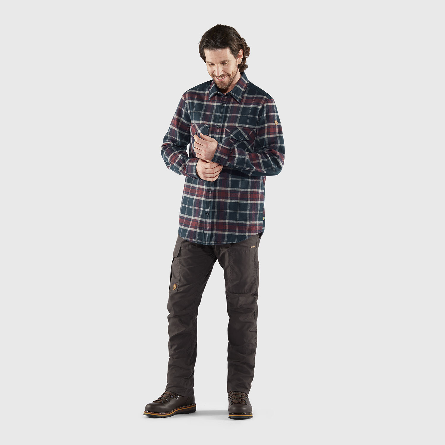 Fjällräven Mens Övik Twill Shirt F2021 model