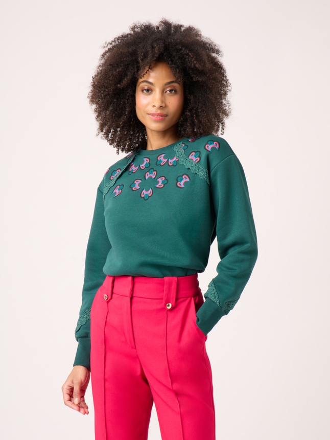 Sweat dentelles et fleurs