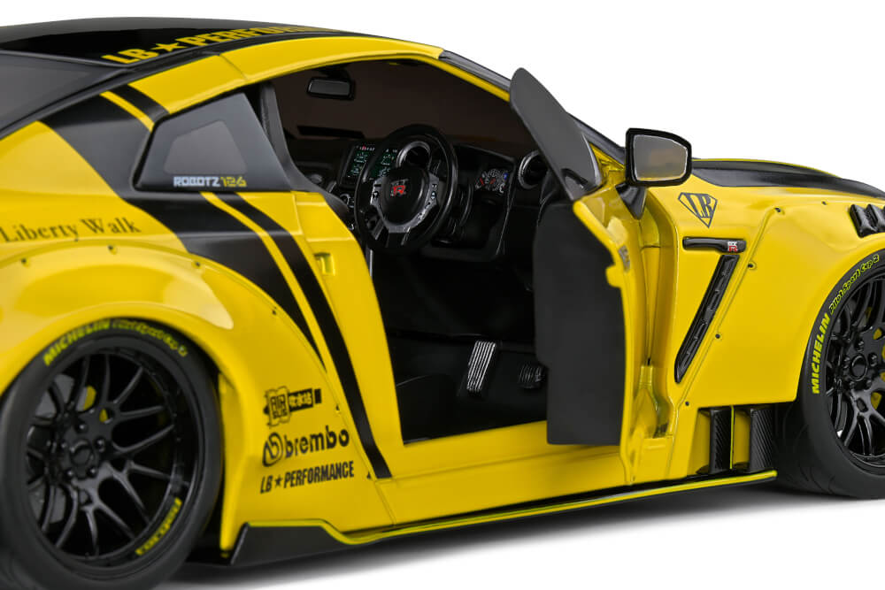 1:18 Nissan GT-R (R35) gelb