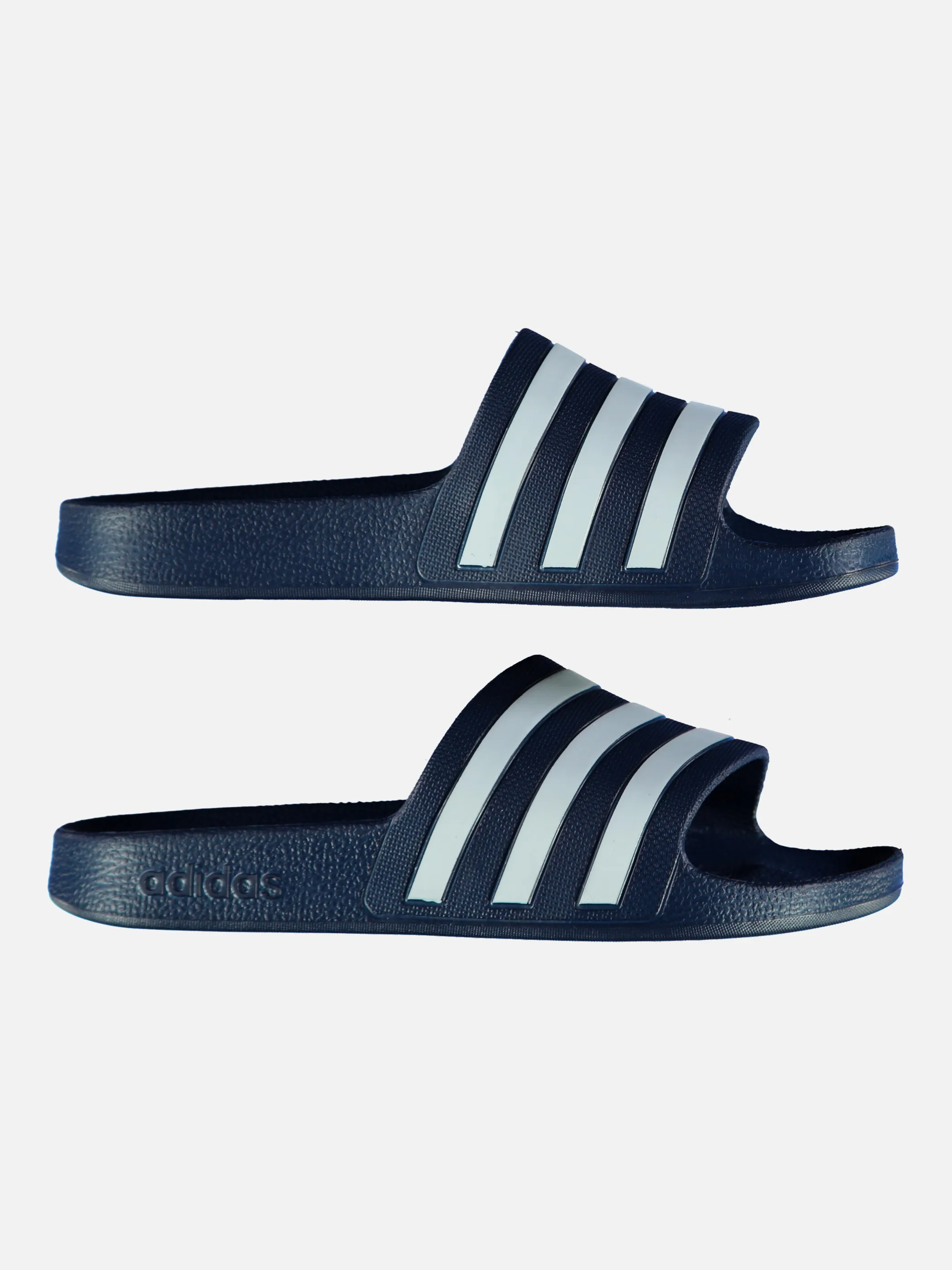 Badeschuhe in gestreifter Optik