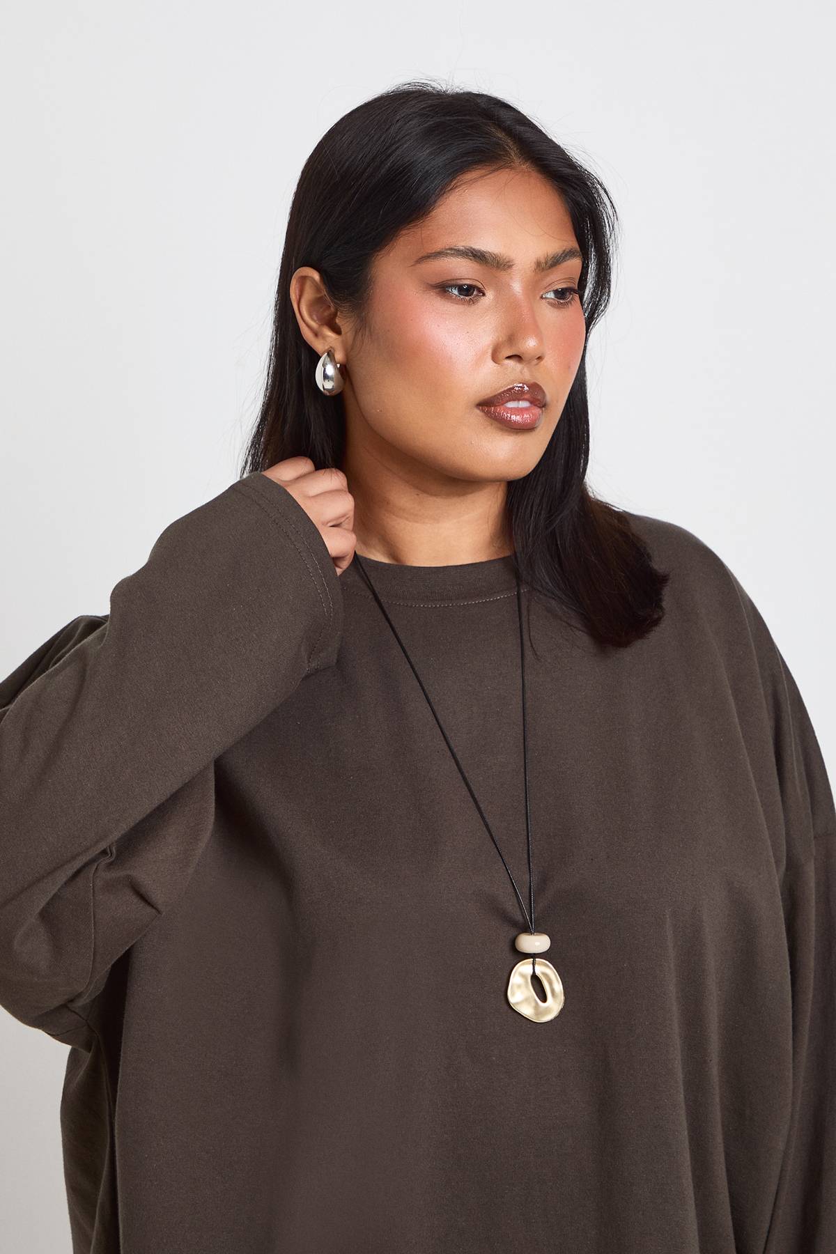 boohoo T-shirt Grande Taille Basique Oversize À Manches Longues