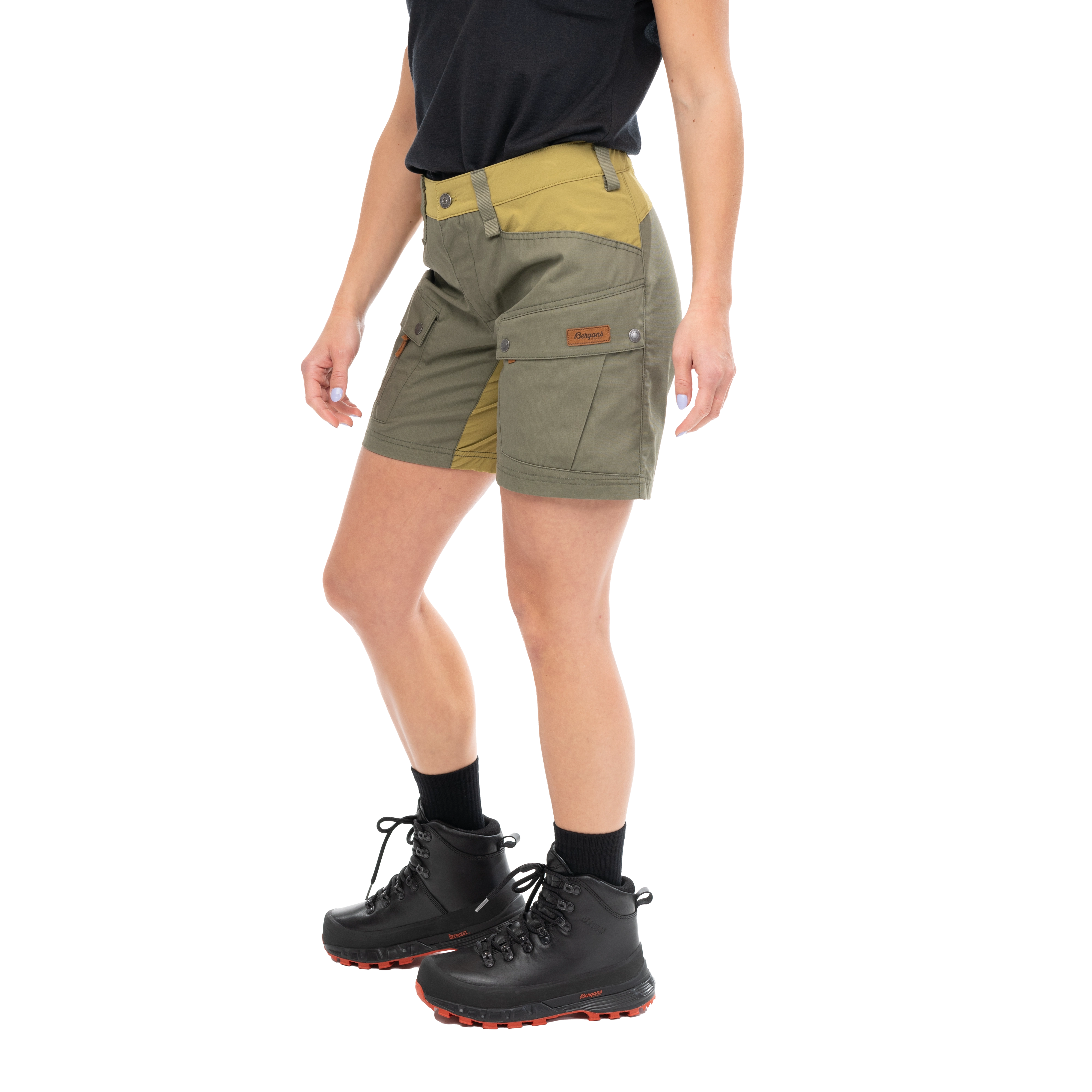Nordmarka Favor Outdoor Shorts Women Green Mud