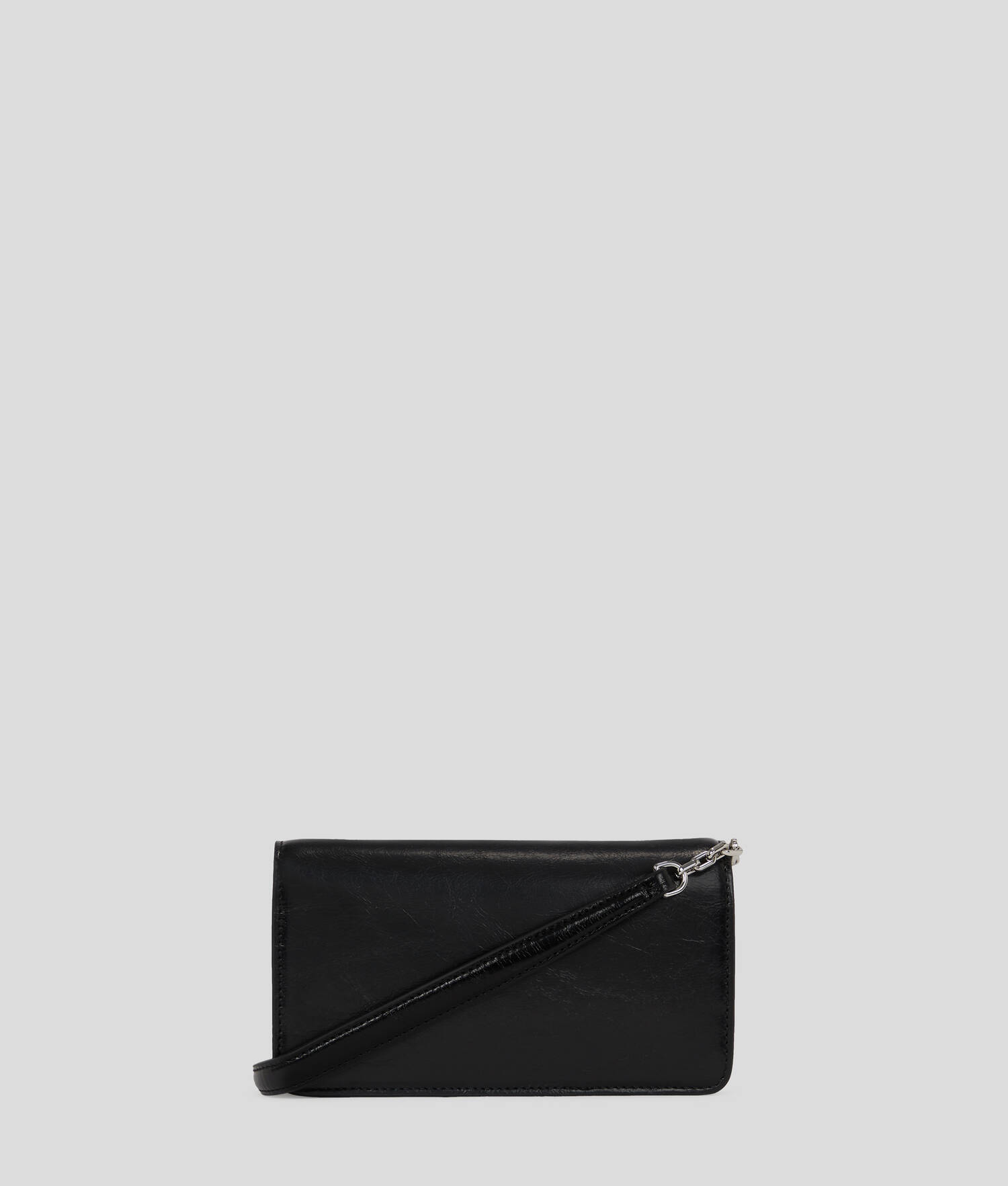 POCHETTE AVEC DÉTAIL EN MÉTAL RUE ST-GUILLAUME