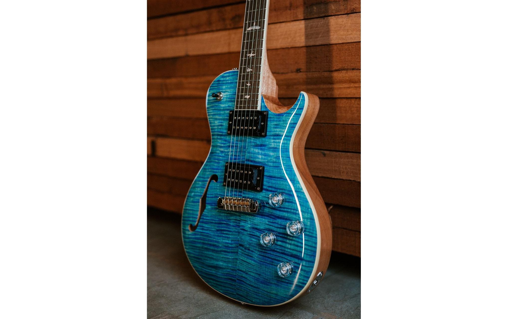 E-Gitarre SE Zach Myers – Myers Blue<br>Zach Myers Signature-Modell mit Violin Carving Decke