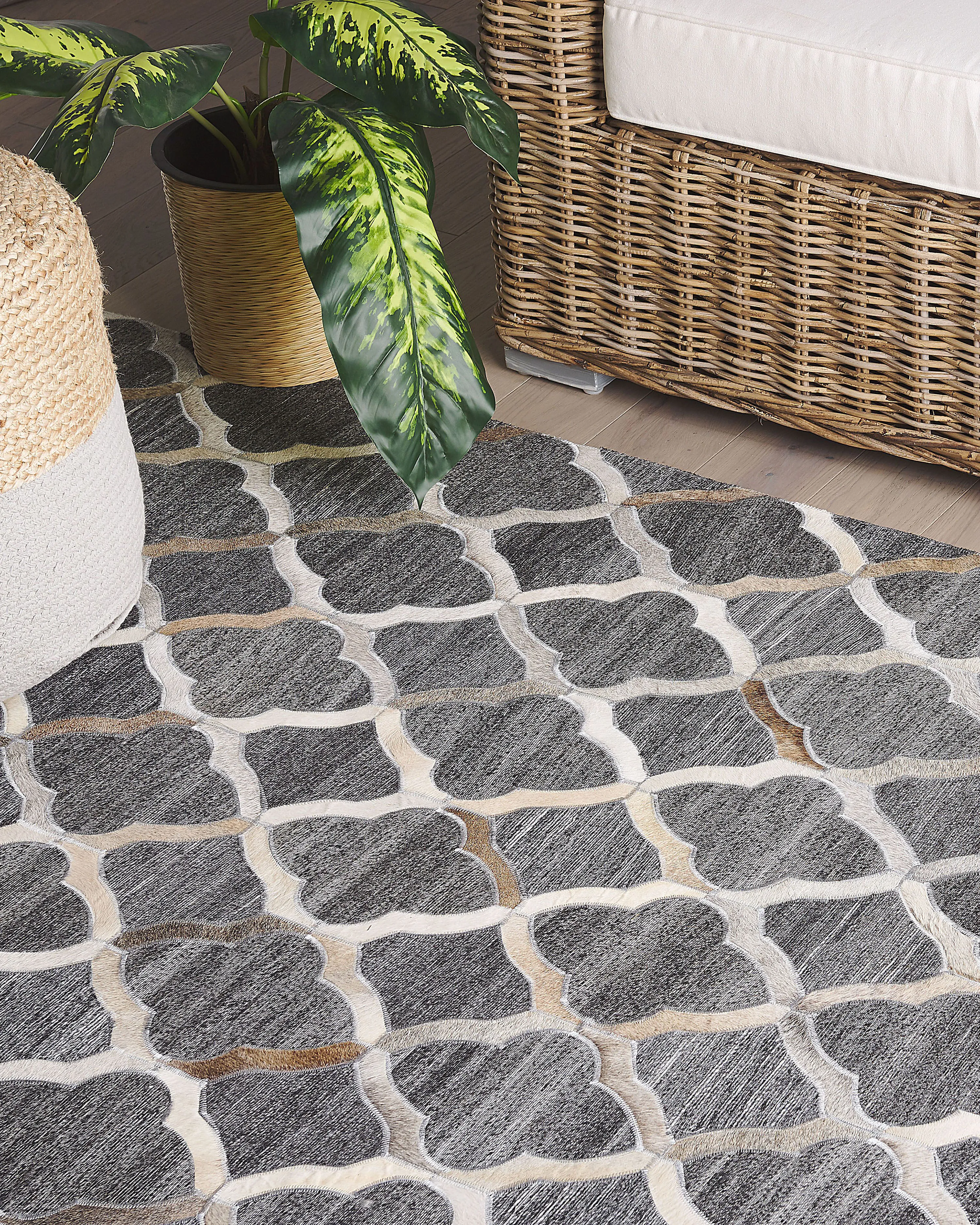Vloerkleed ROLUNAY Donkergrijs 160 x 230 cm Leer