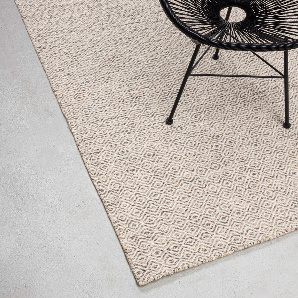 Omkeerbaar wollen vloerkleed in Scandinavisch design, tweezijdig Scandinavisch natuurbeige, 55x80 cm
