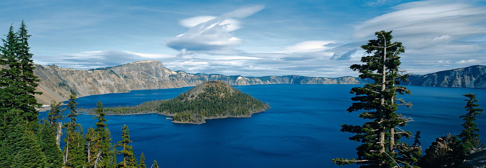 Crater Lake National Park, Oregon, USA by Axel M. Mosler - Limited Edition. Edition of: 150. Signed.