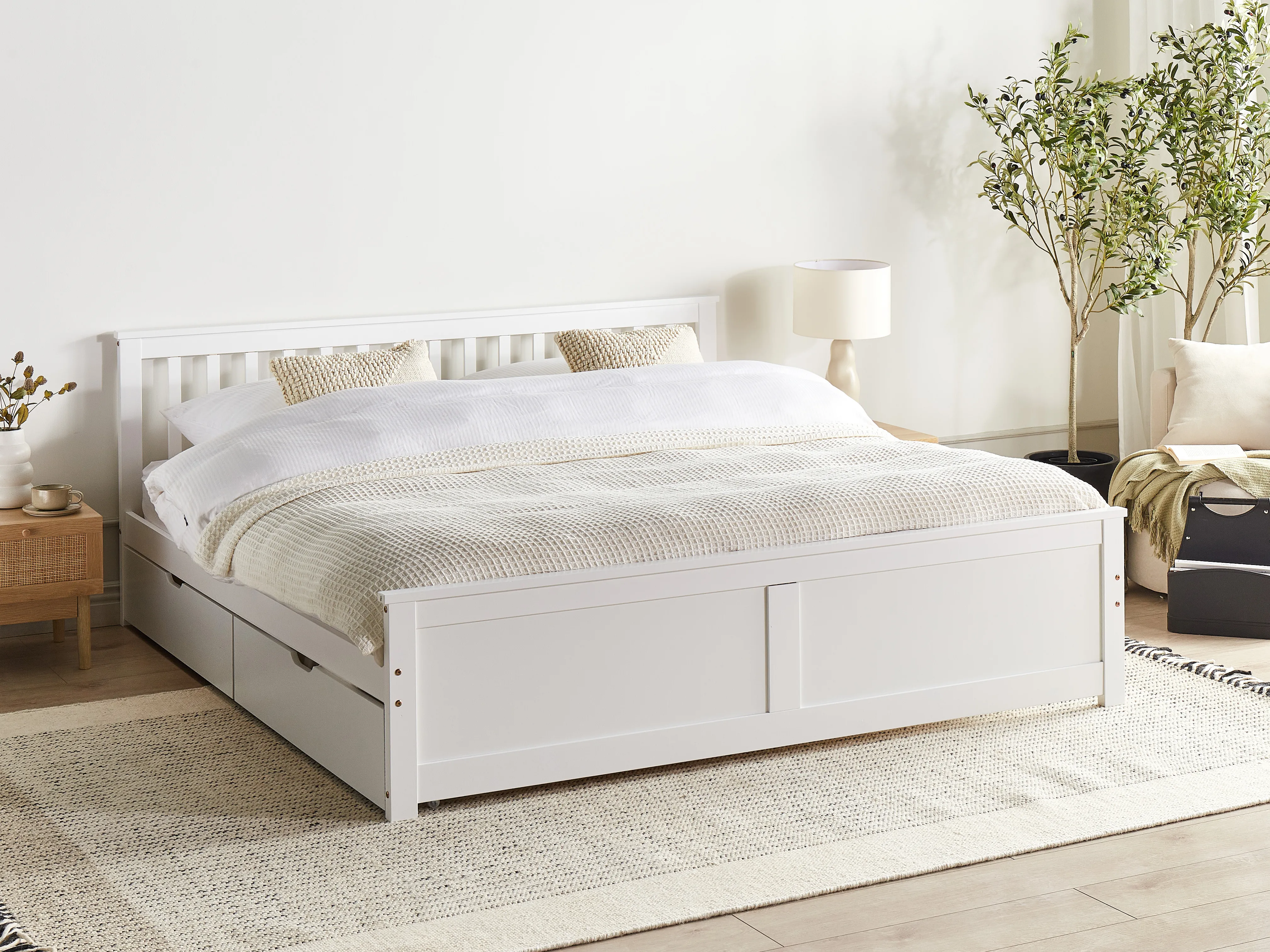 Bed met opbergladen Dennenhout OLENDON 180 x 200 cm Wit