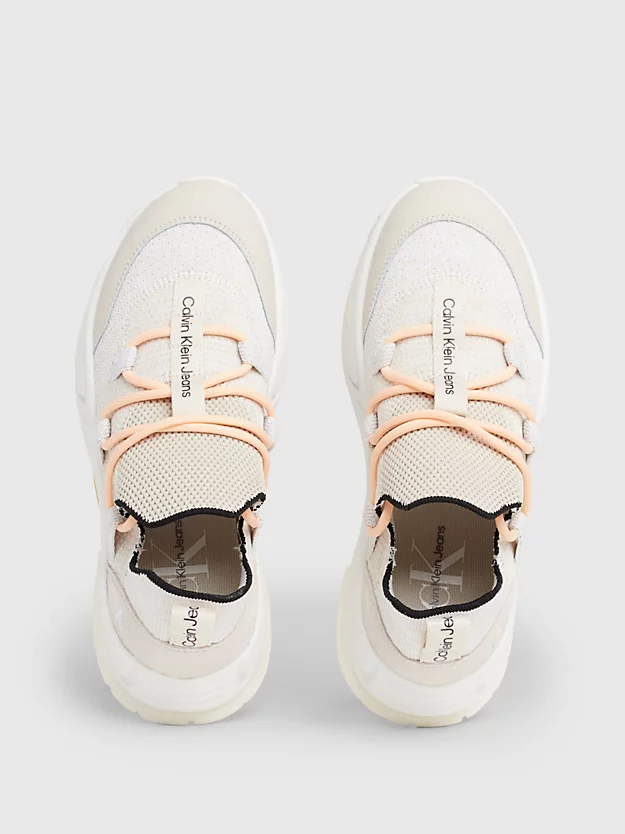 Tênis robusto Vibram®