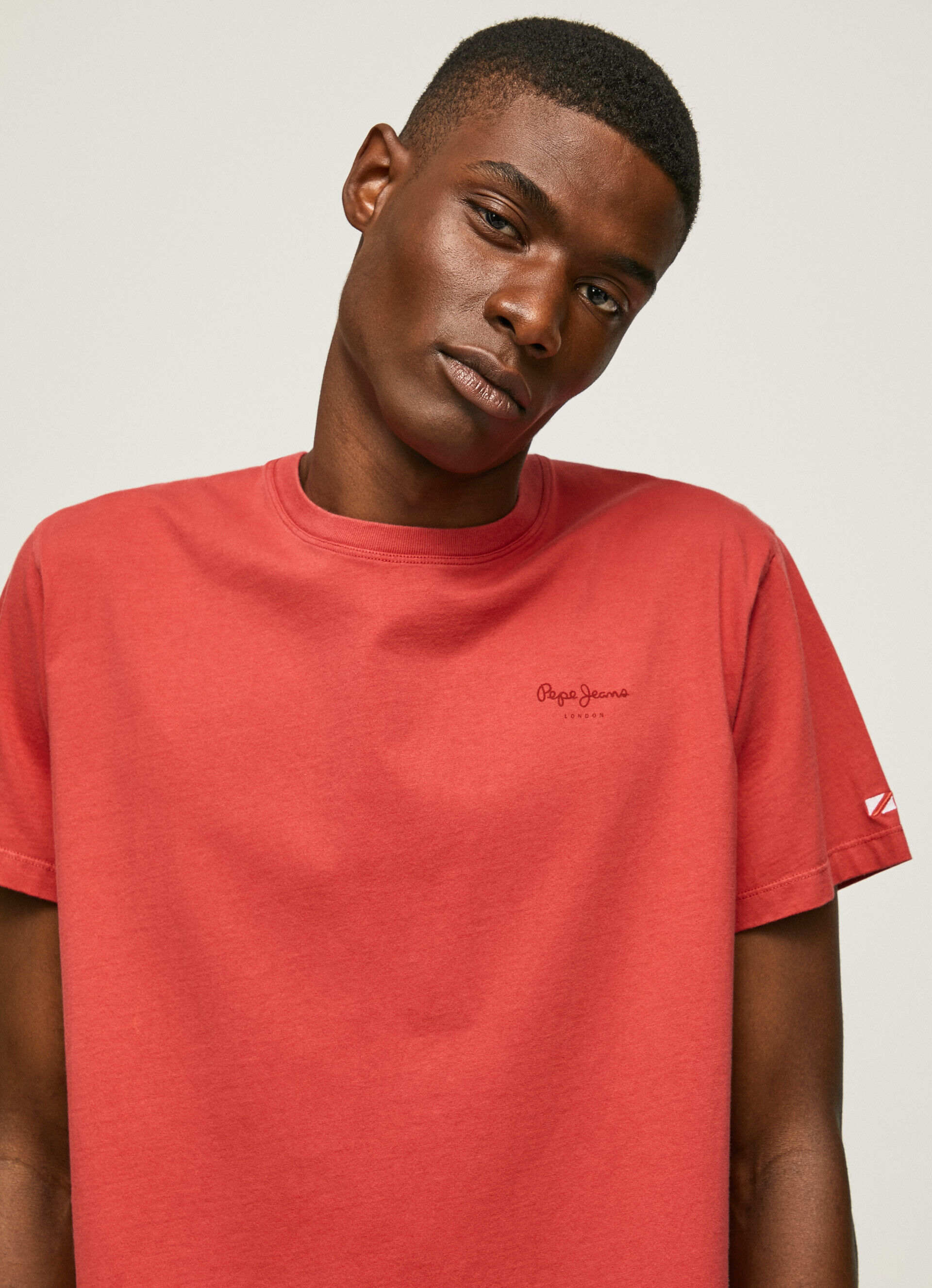 Camiseta de algodão com logo estampado - vermelho estúdio