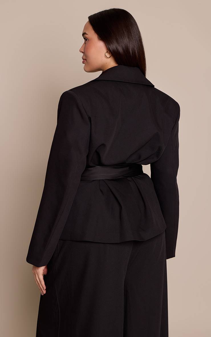 Noir Blazer Ceinturé Oversize En Satin Tissé Grande Taille Ensemble Coordonné