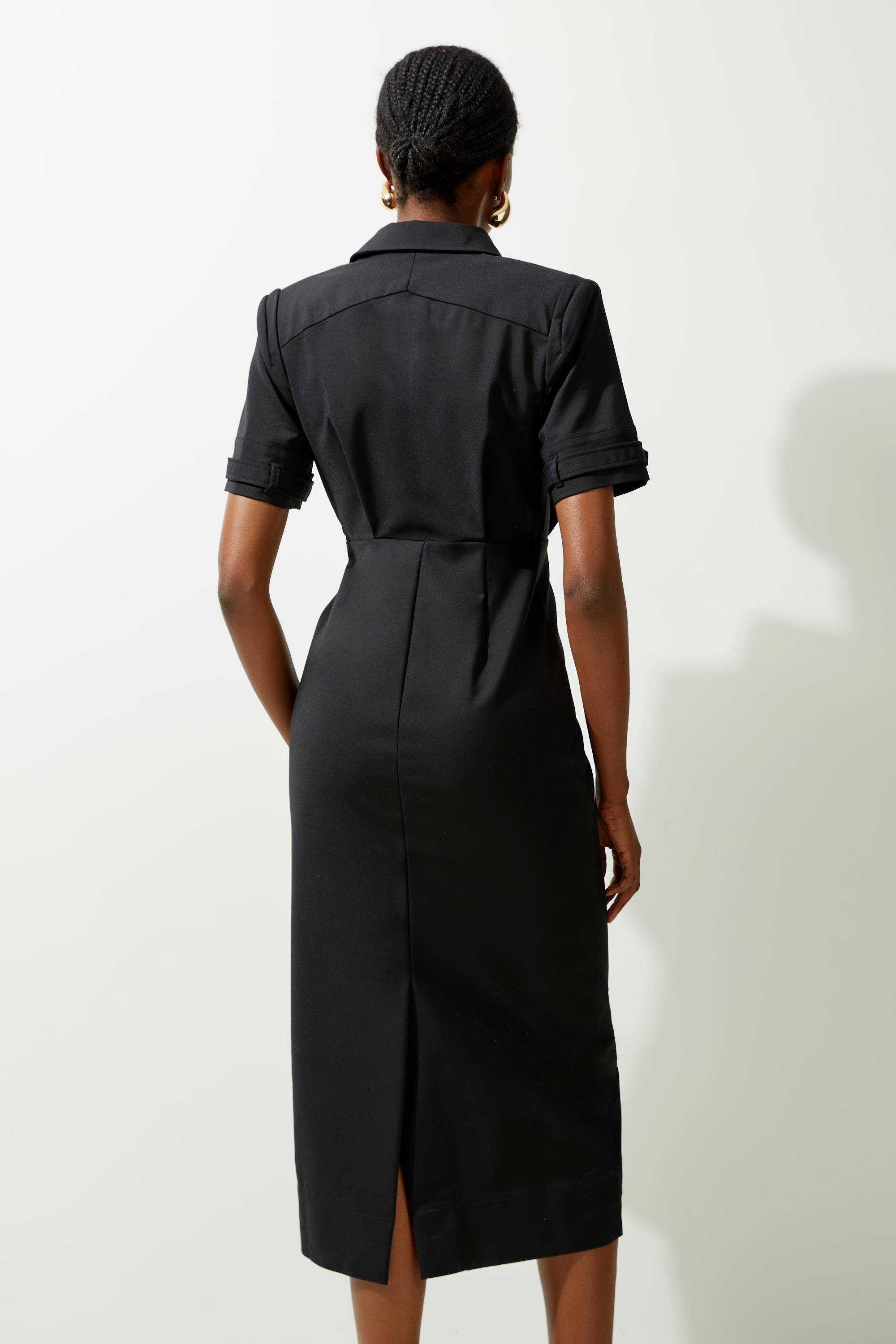 KarenMillen Robe Chemise Tissée Petite À Manches Courtes Techno Essentielle Avec Quincaillerie Dorée