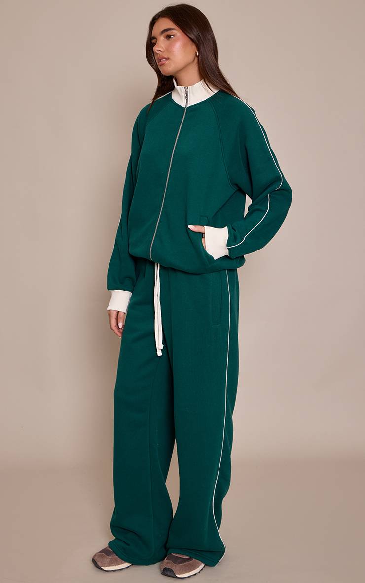 Forest Green Joggers À Jambe Droite Avec Cordon De Serrage Et Coutures Contrastées