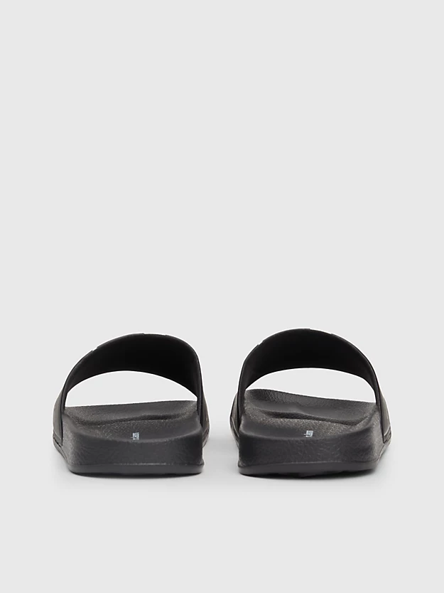 Pantufas infantis com logotipo