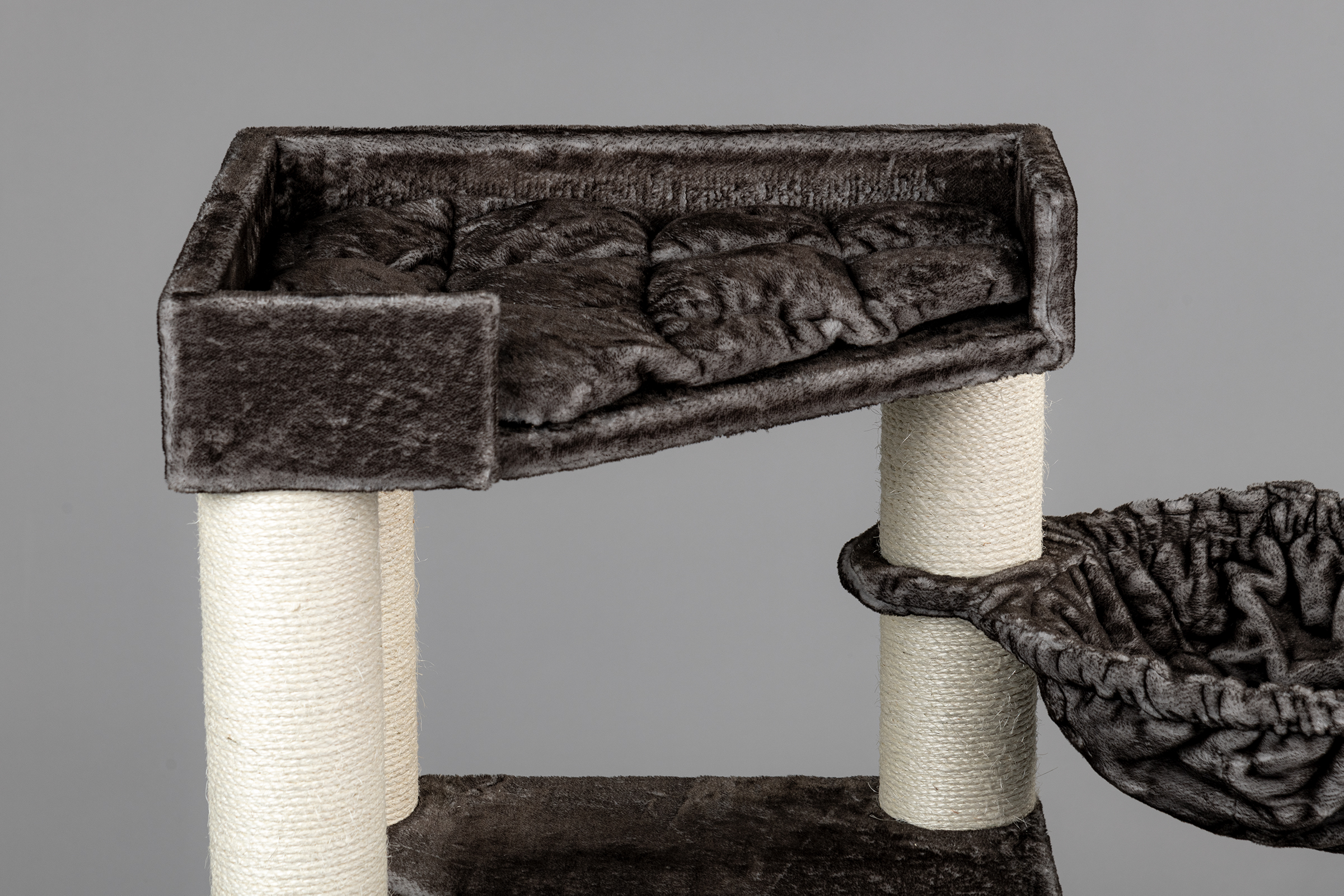 Arranhador Corner Coon, cor Taupe