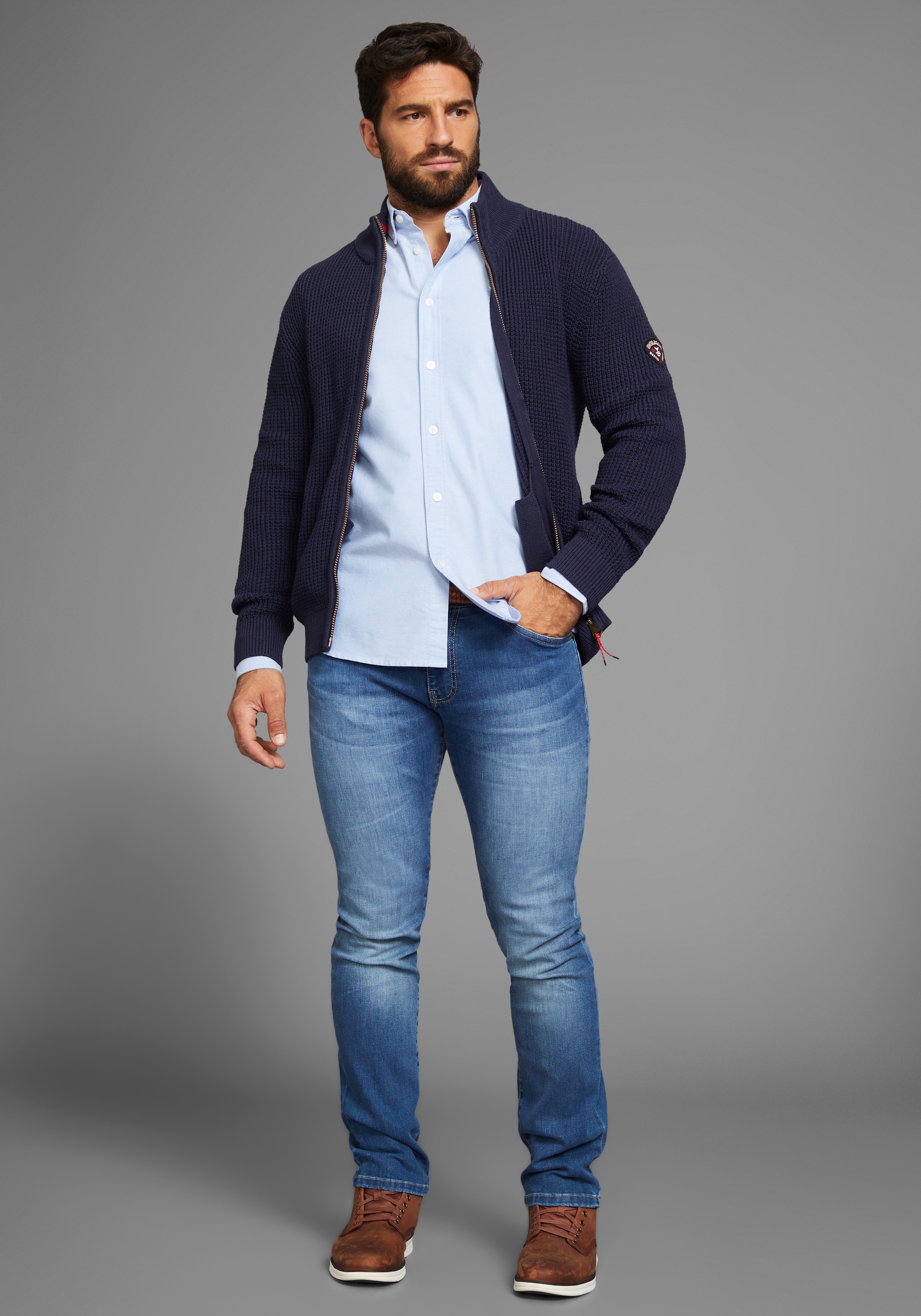 DELMAO Strickjacke »Bis Grösse 3XL« mit Wabenstruktur