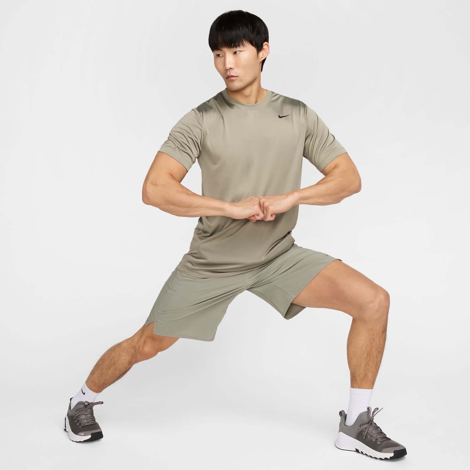 Nike  Dri-FIT Legend Tee