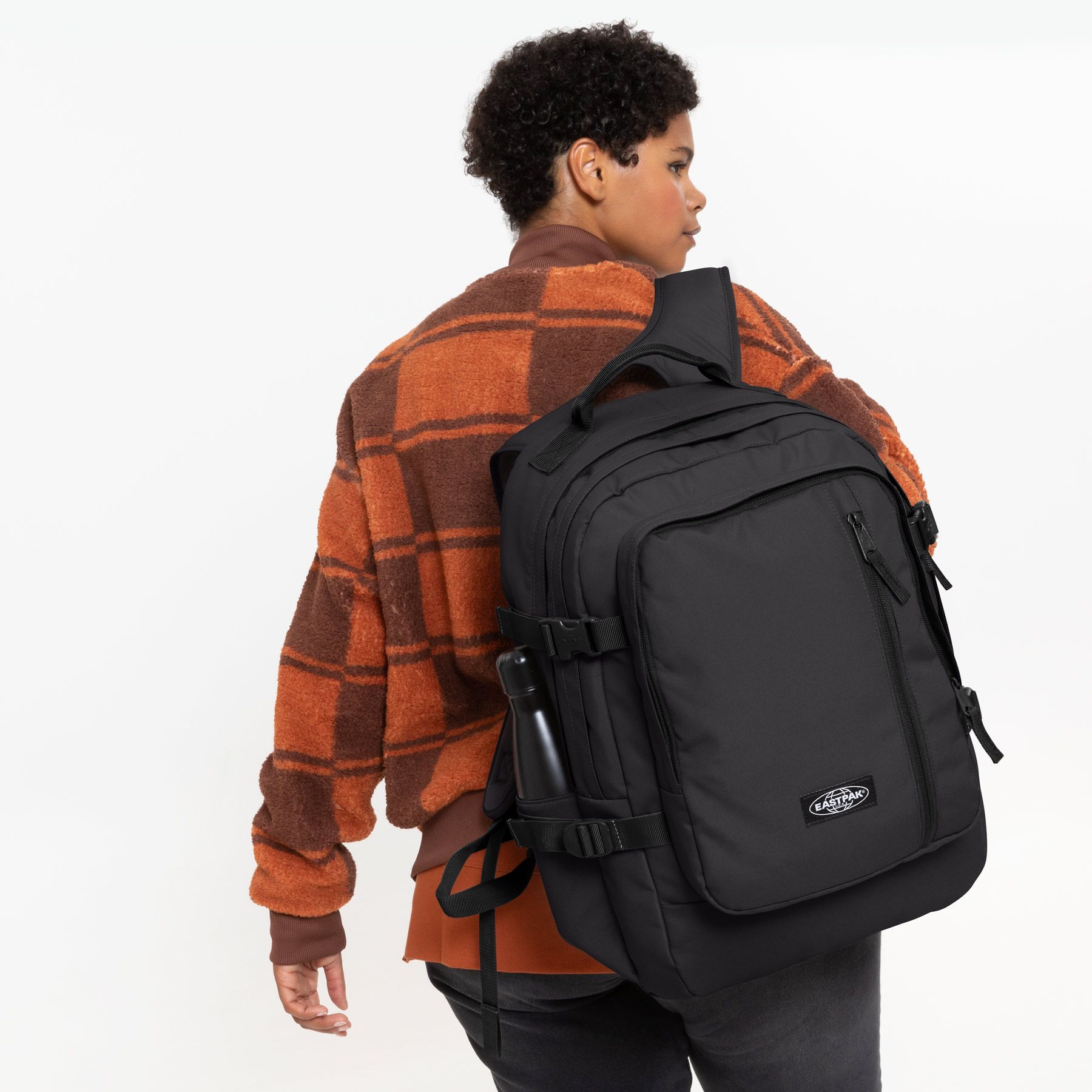 Volker CS Mono Black2