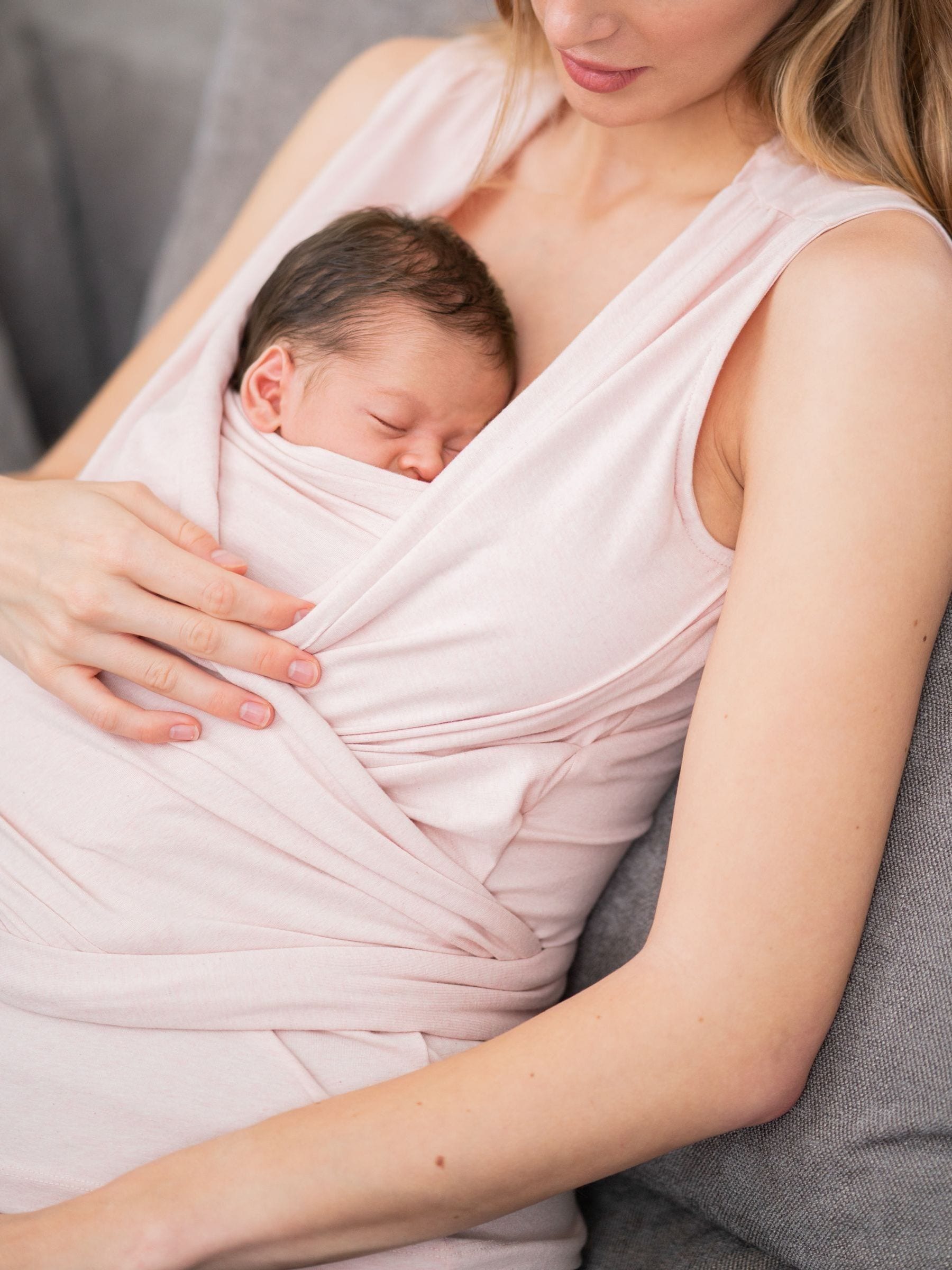 Roze - Seraphine Sleeveless Babywearing Top