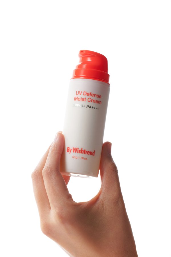 By Wishtrend UV Defense Moist Cream 50g