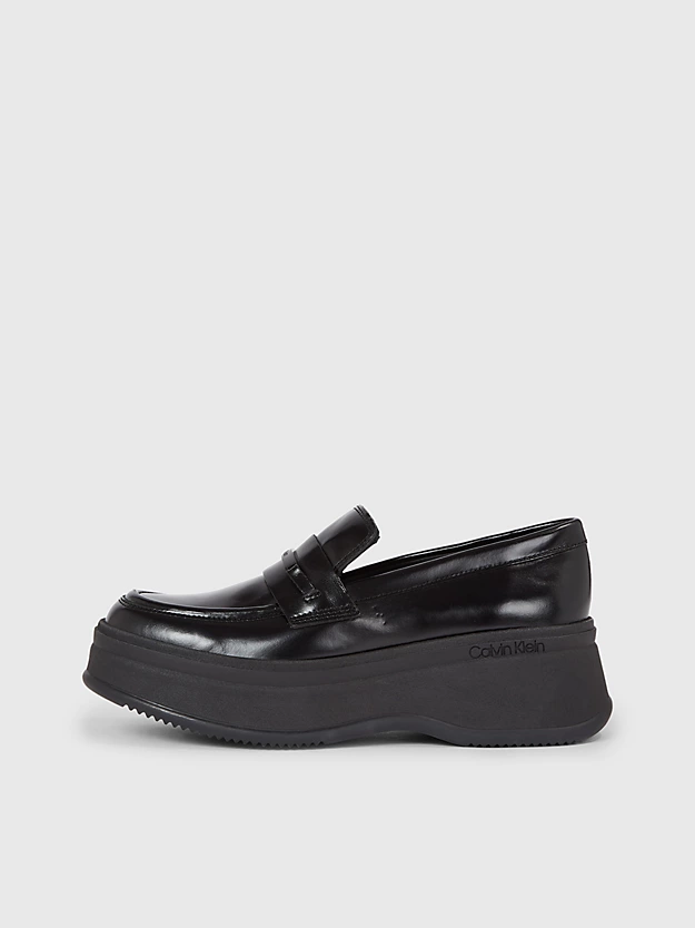 Mocassim de plataforma em couro