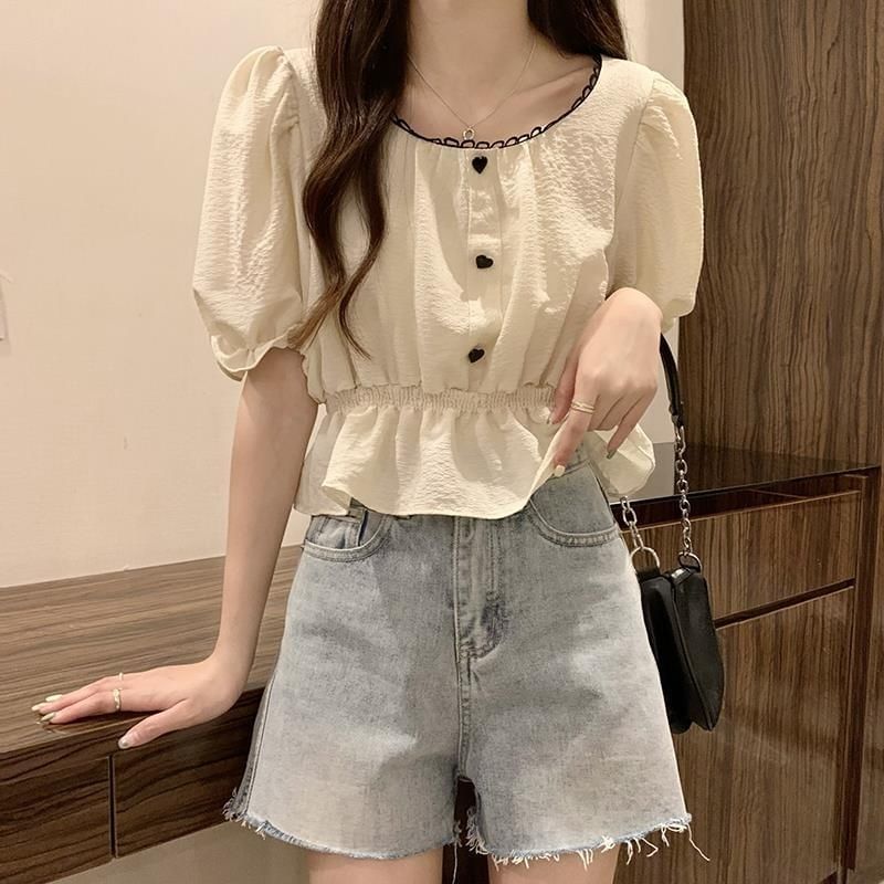 Sisyphi - Blouse met korte mouwen en hartaccent