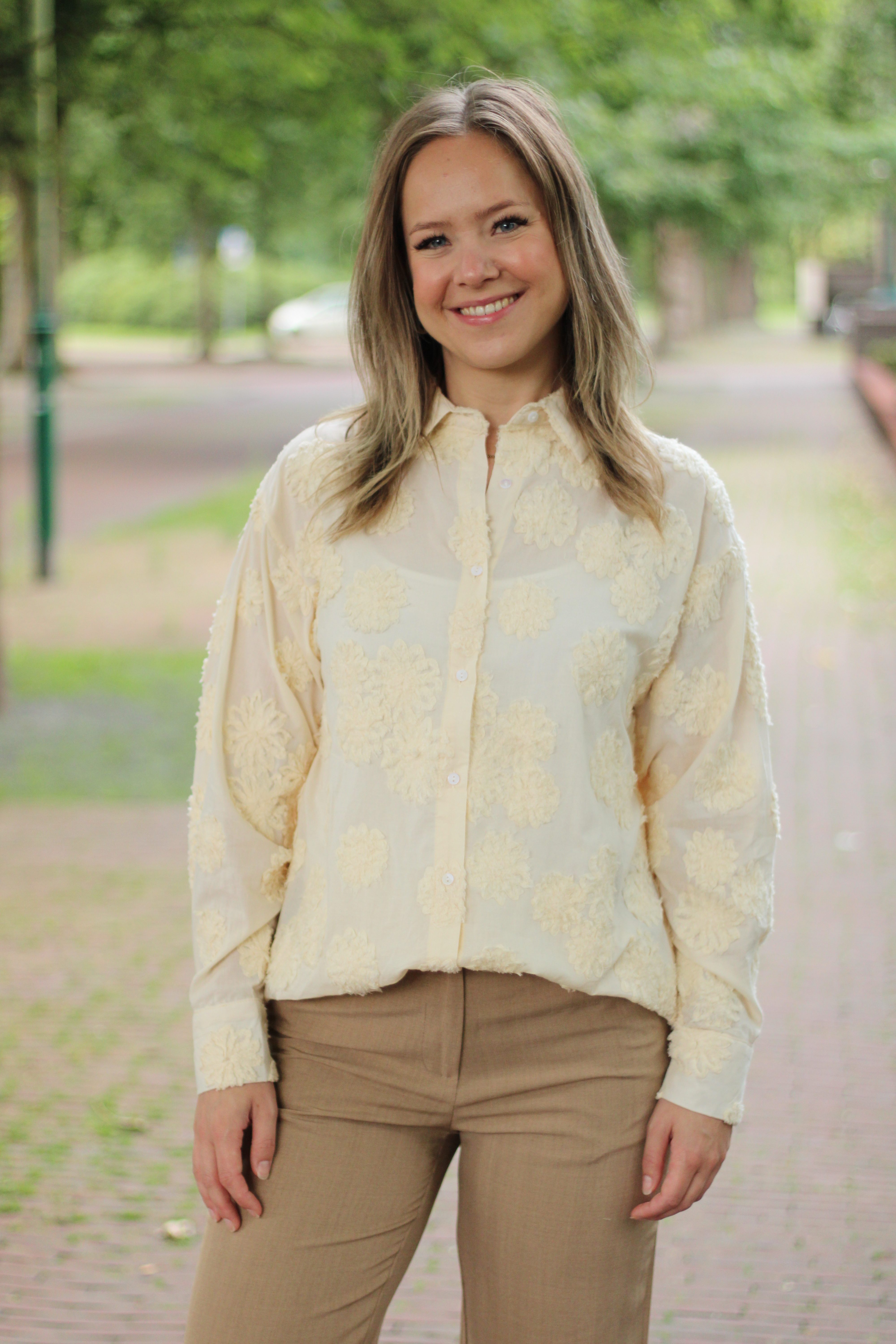 C&S The Label - Linda Blouse - Sand