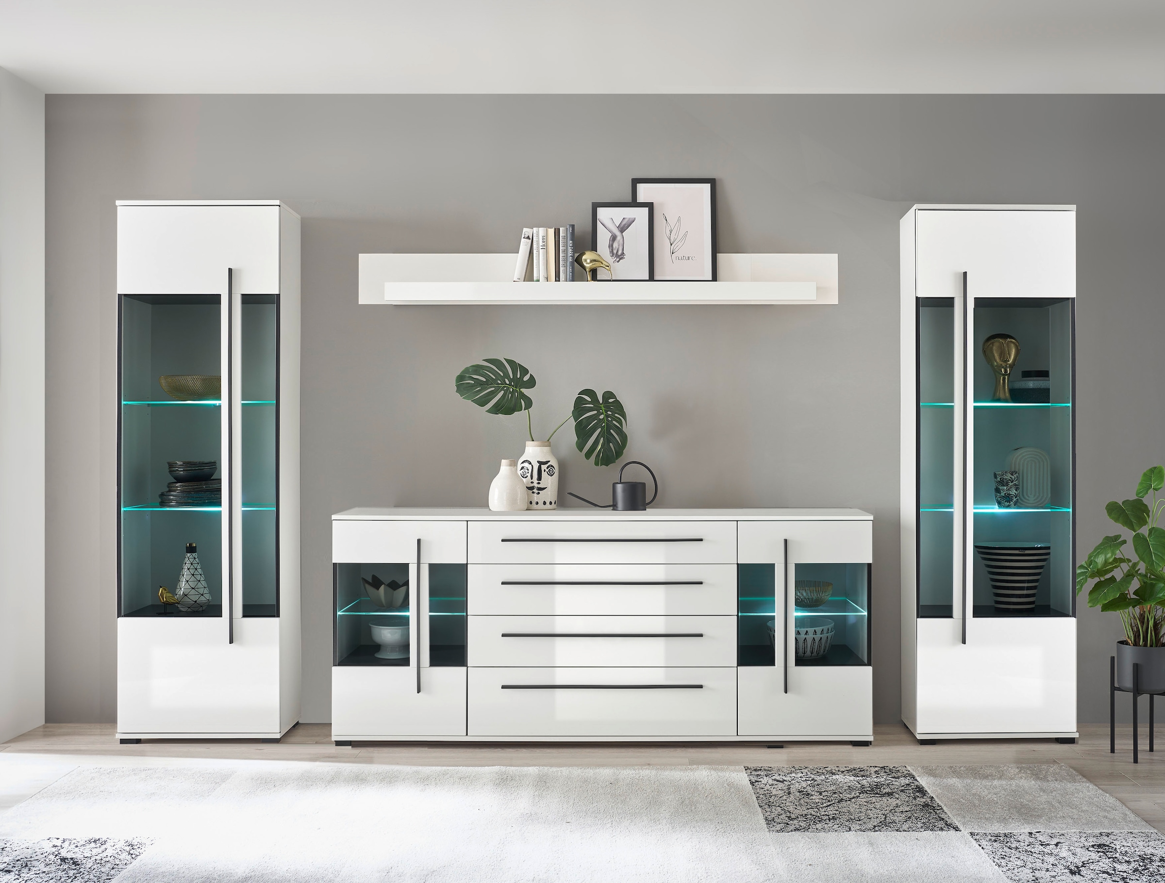 INOSIGN Sideboard »Cantara, moderner Schrank, Kommode in Eiche Evoke oder weiss« schwarze Stangengriffe, ausreichend Stauraum, vielseitig einsetzbar
